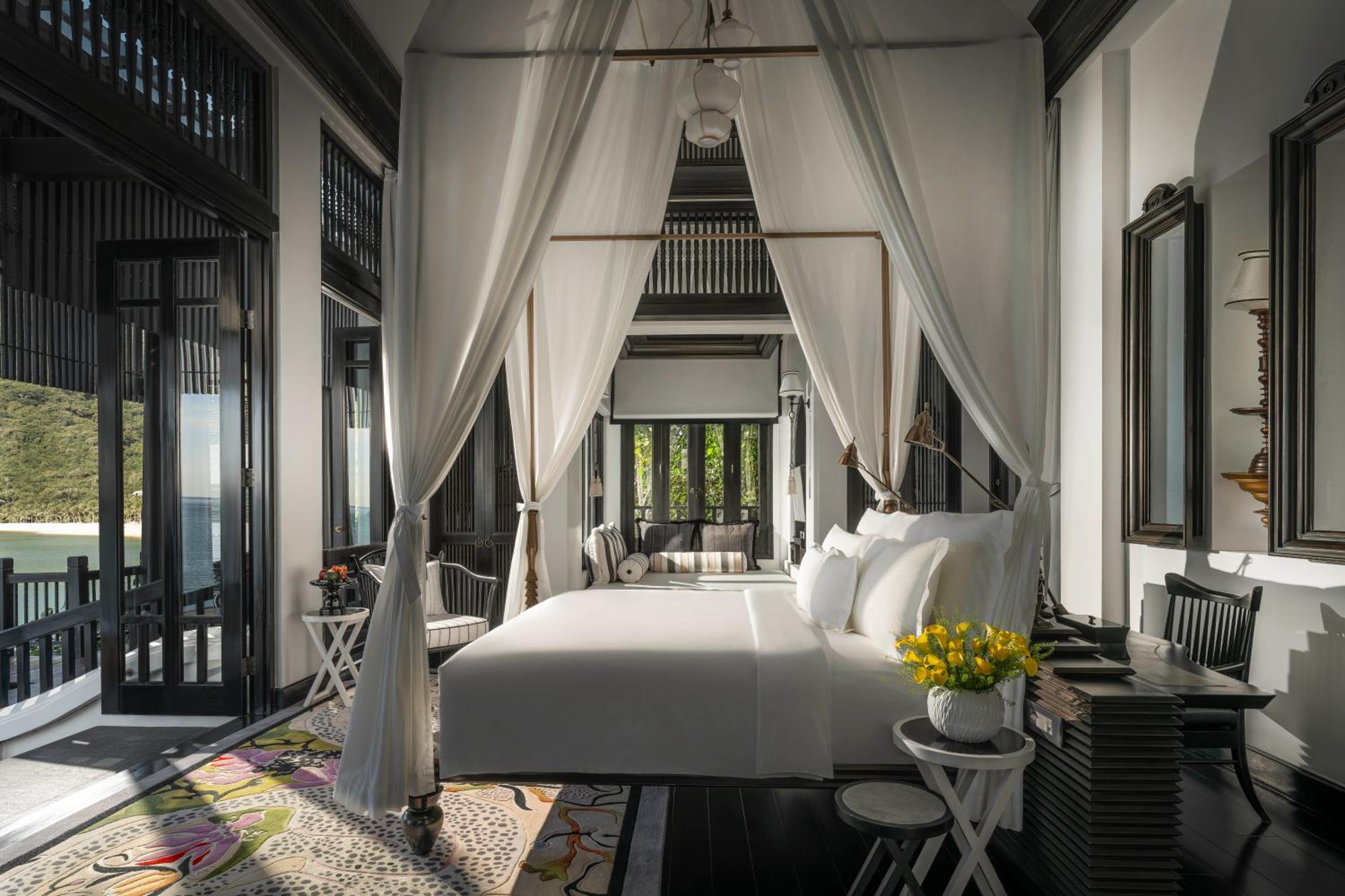 One-Bedroom Seaside Villa