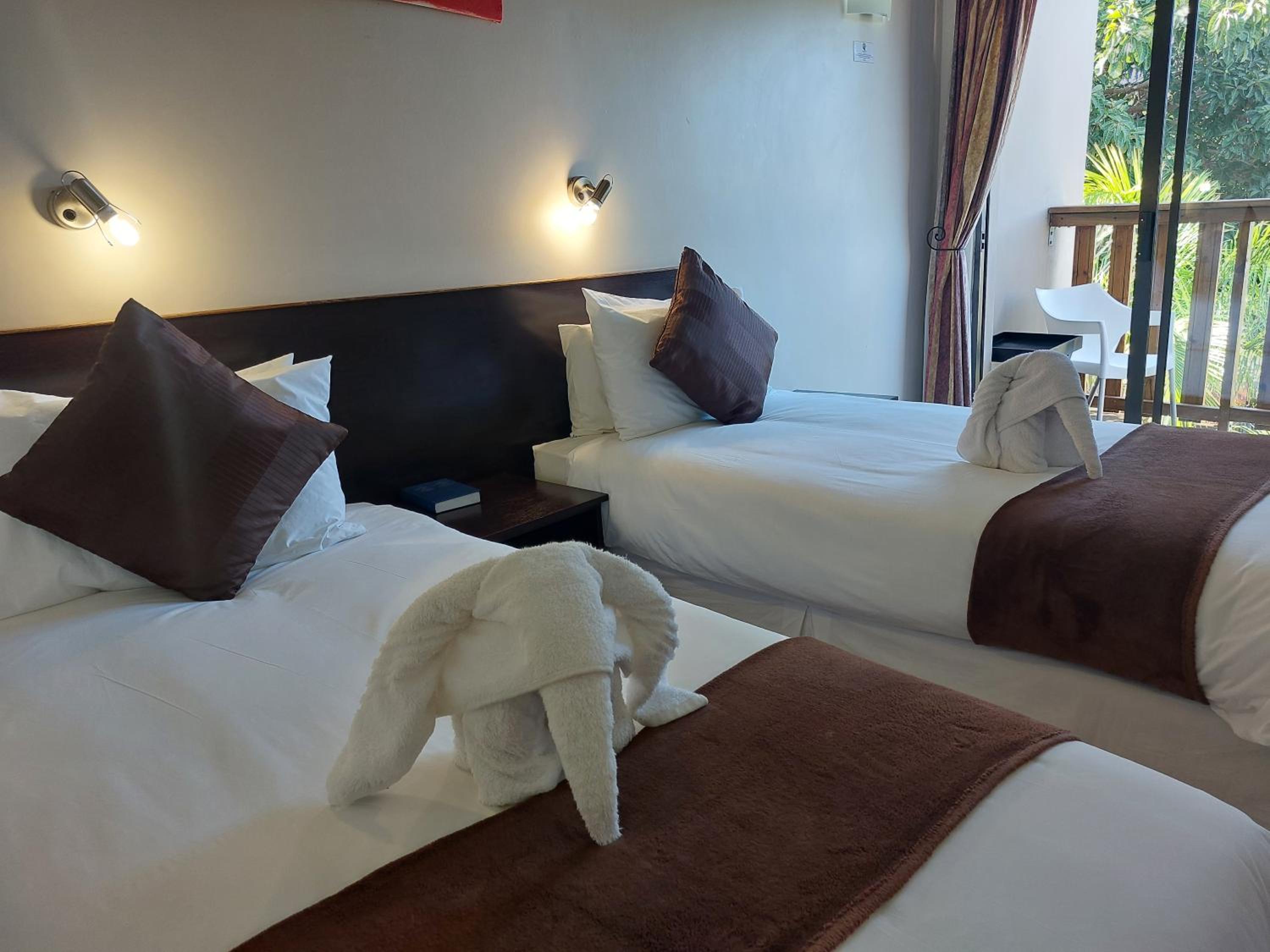 Twin Room with Balcony photo 1