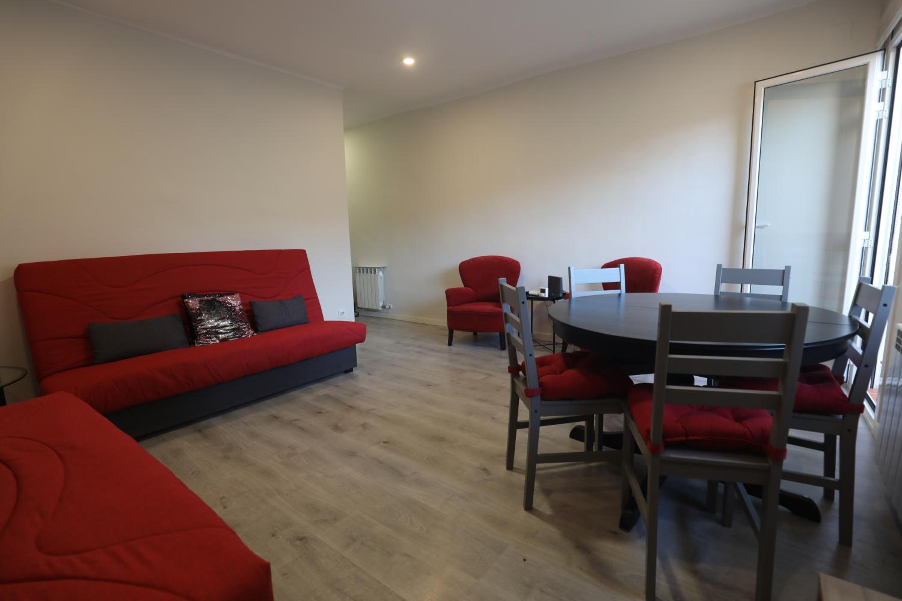 Apartment - Photo 11