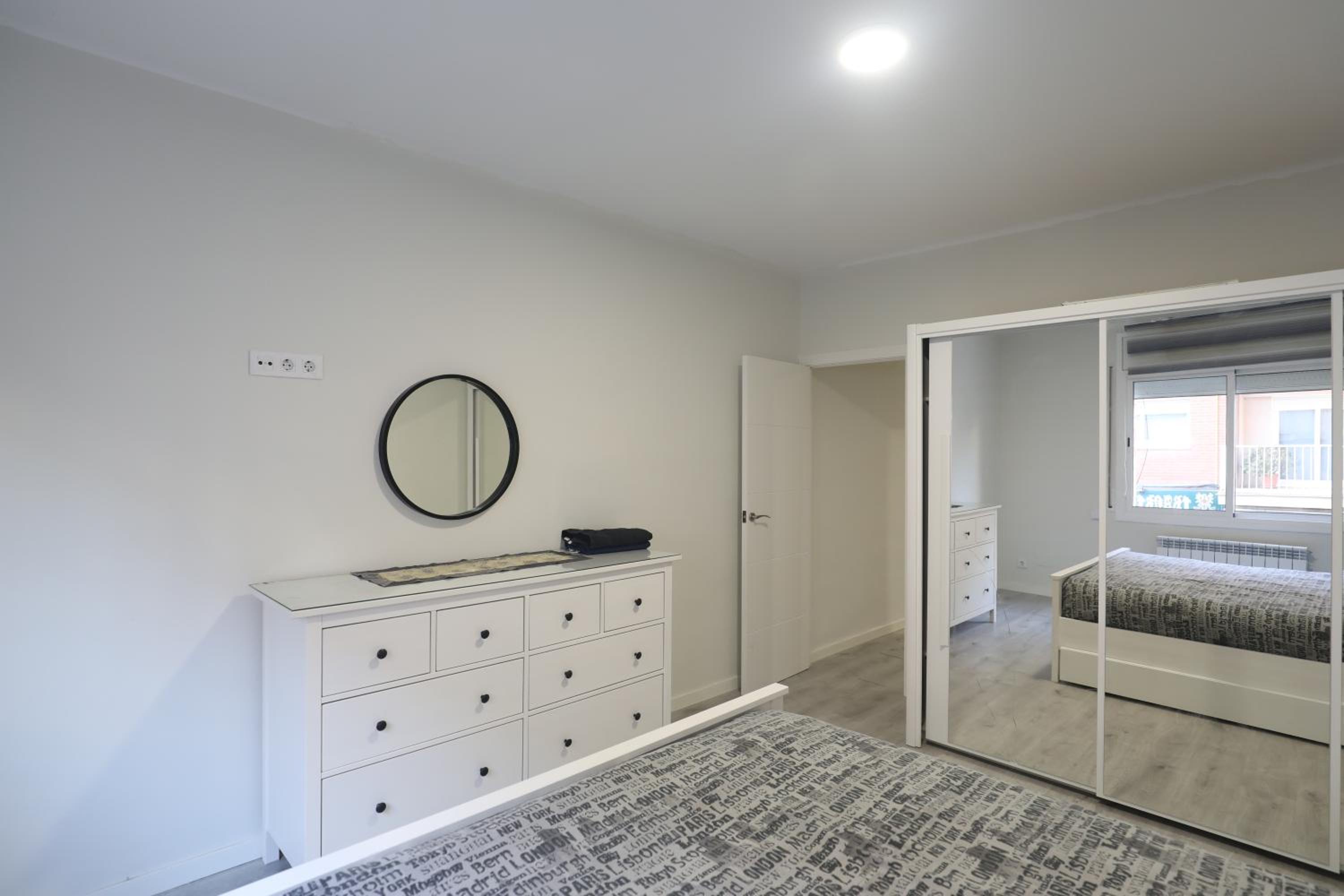 Apartment - Photo 10