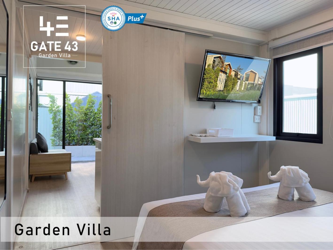 Villa with Garden View - Photo 6