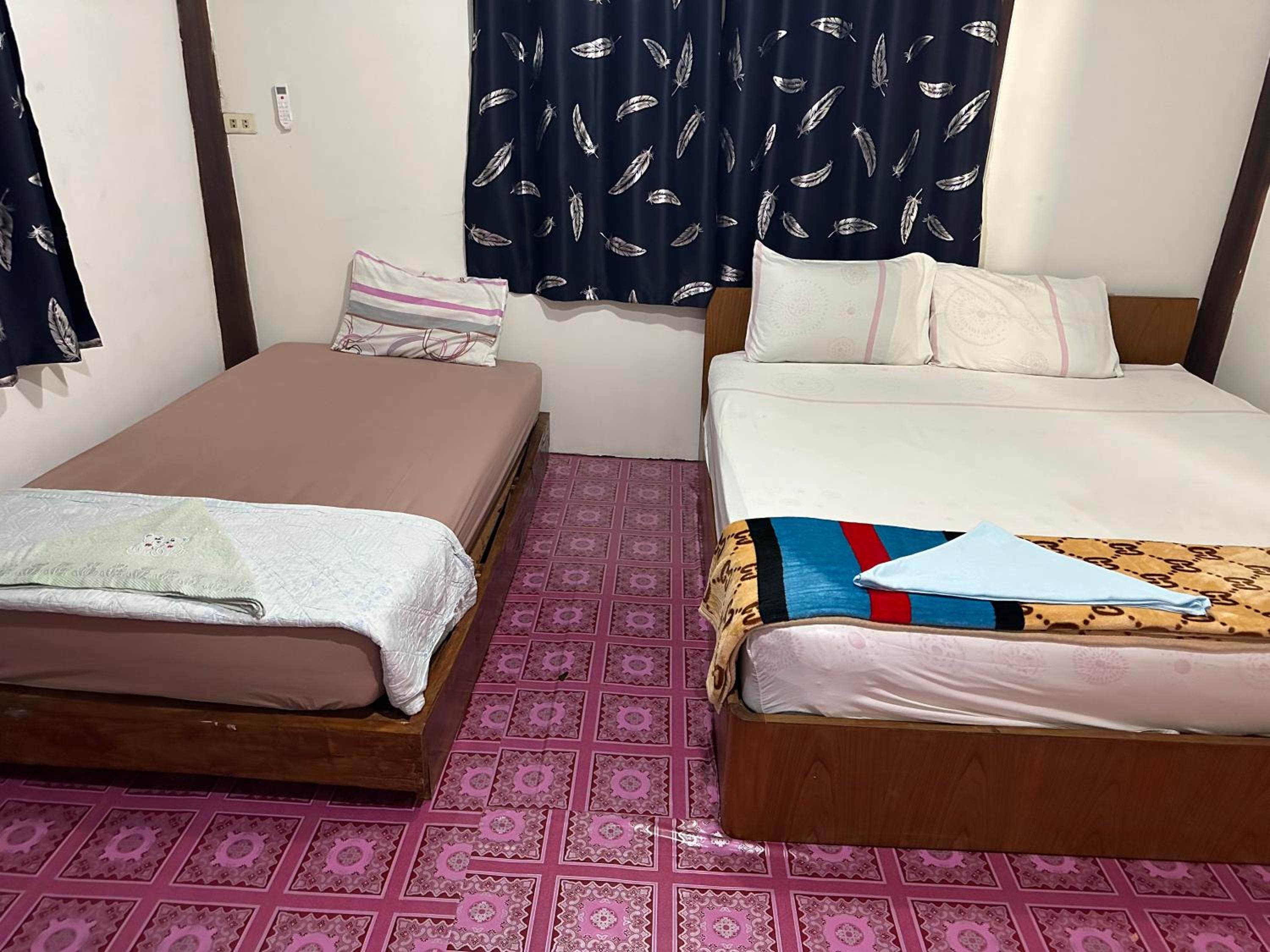 Quadruple Room with Bathroom photo 3