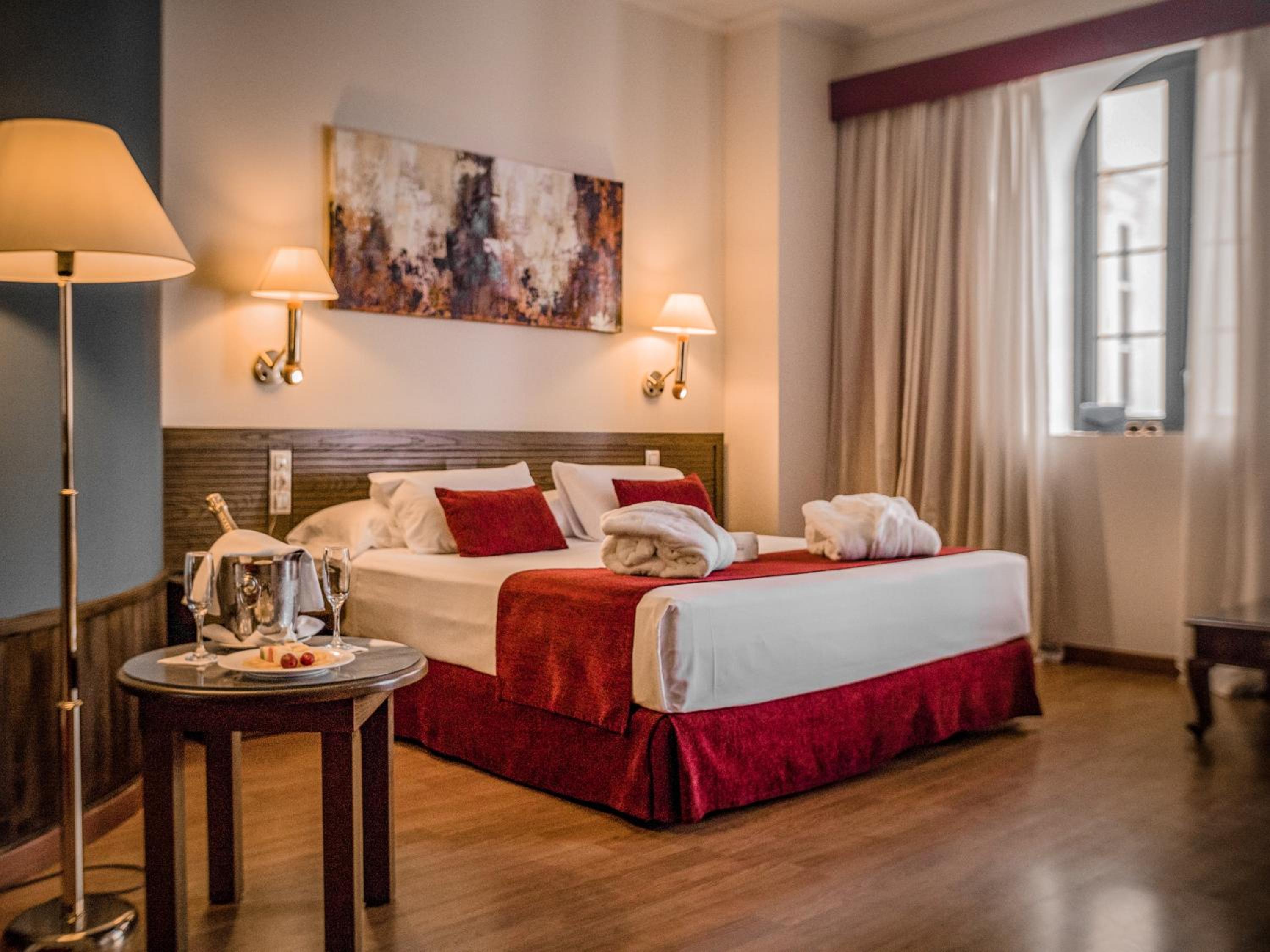 Superior Double Room - Photo 2