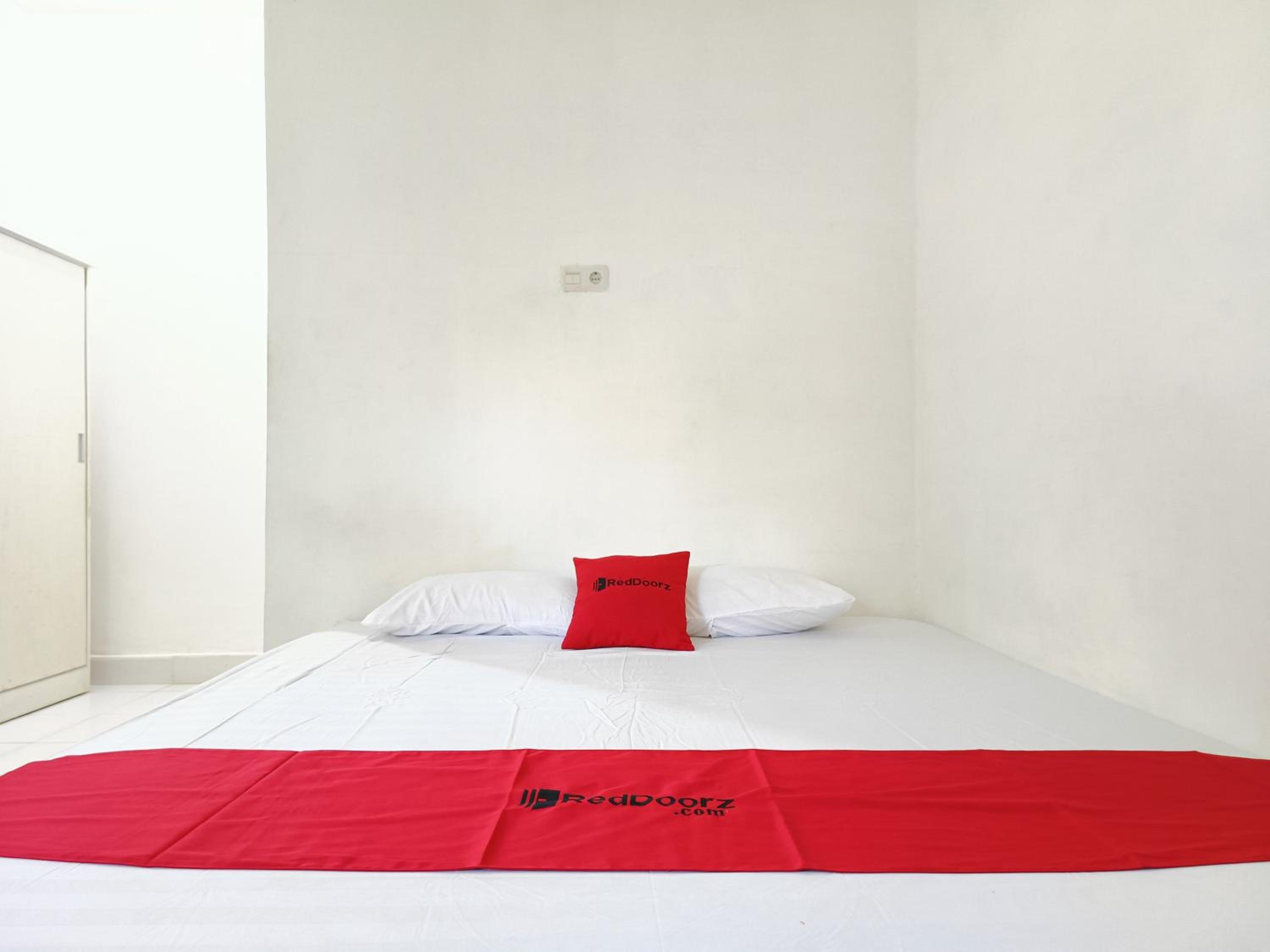 Economy Double Room photo 2