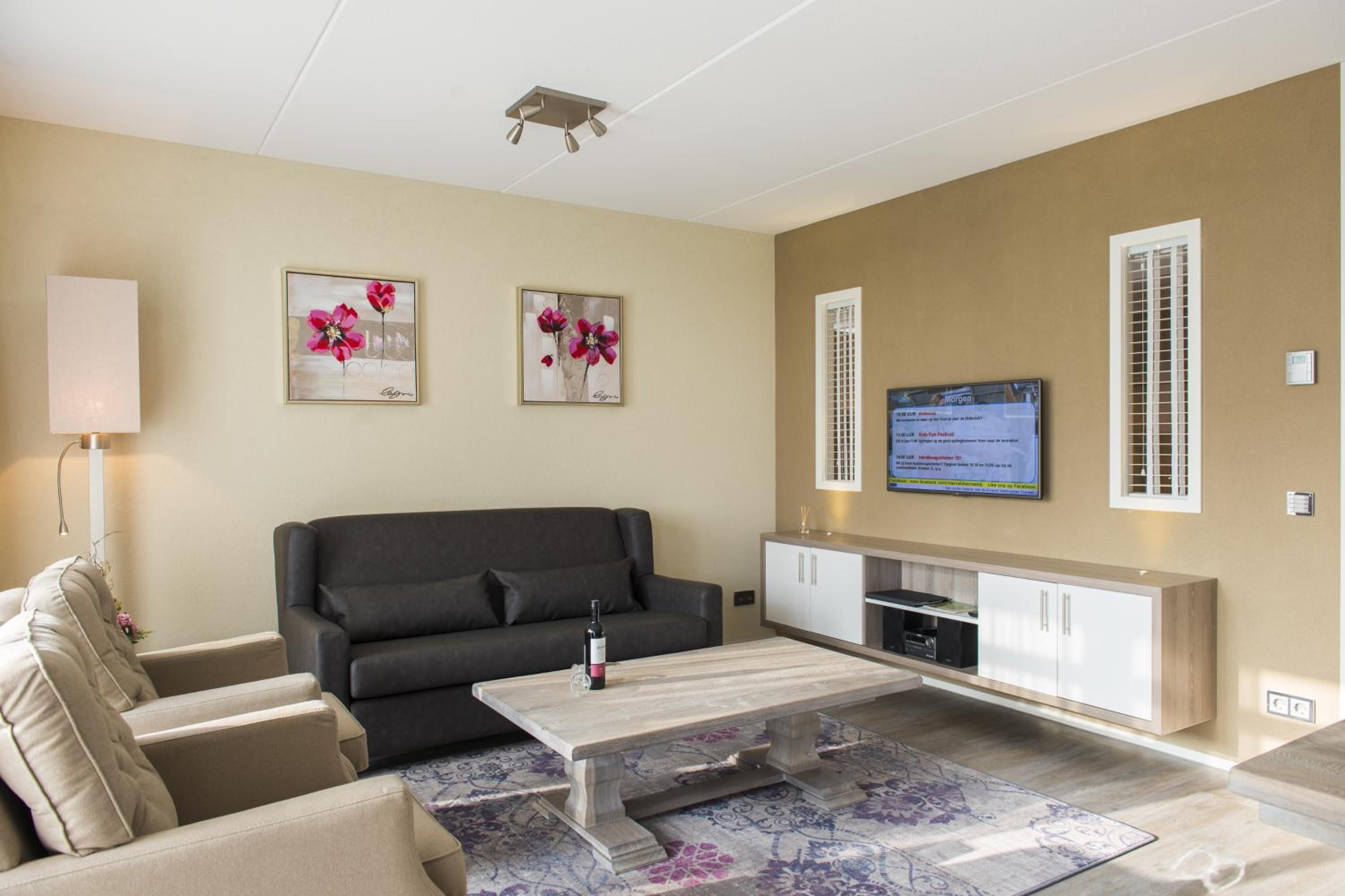 Luxury Quadruple Room - Photo 1