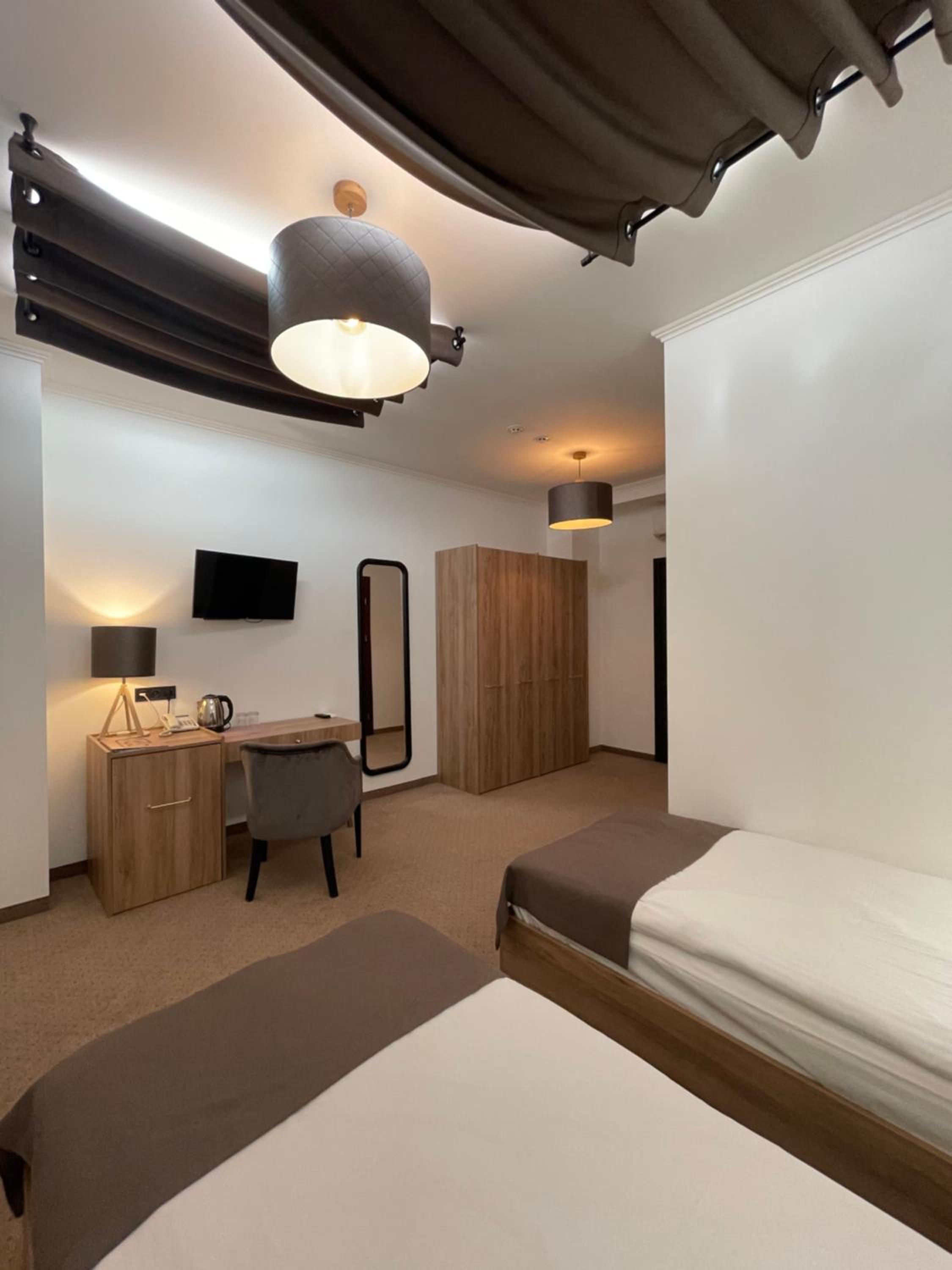 Double or Twin Room photo 3