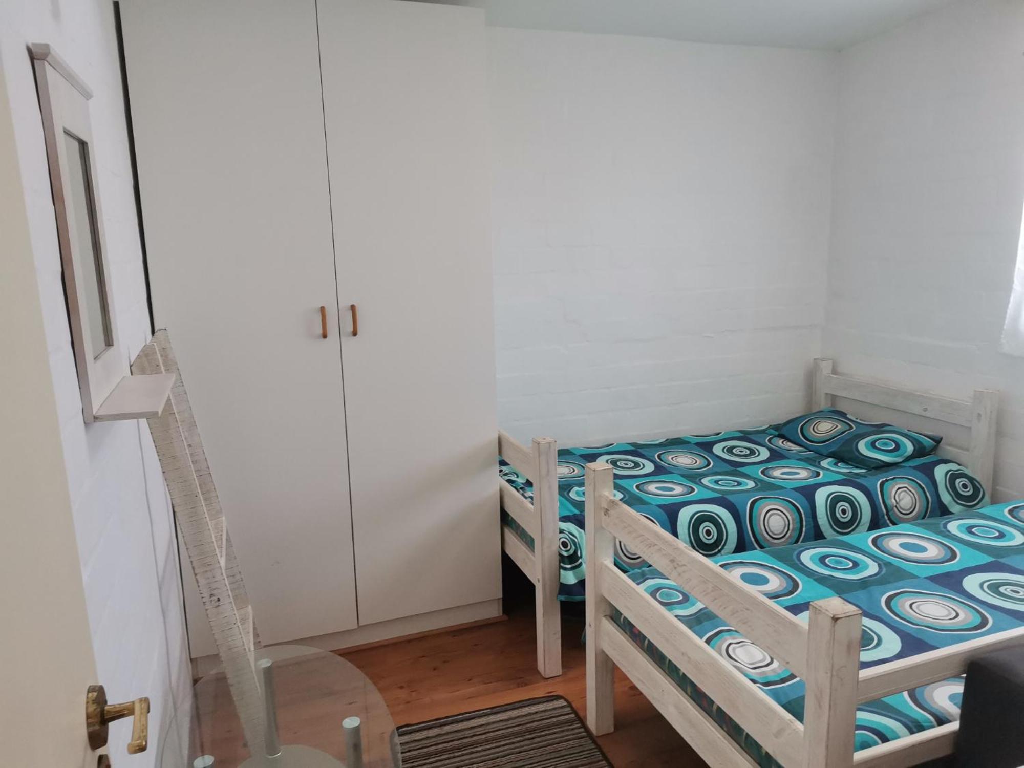 Three-Bedroom Apartment photo 2