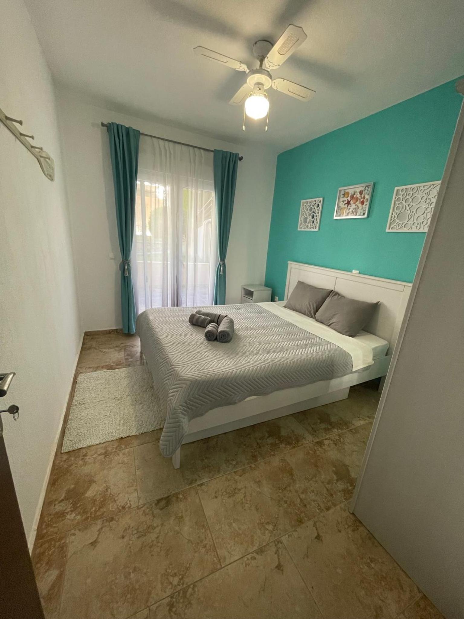 Two-Bedroom Apartment photo 3