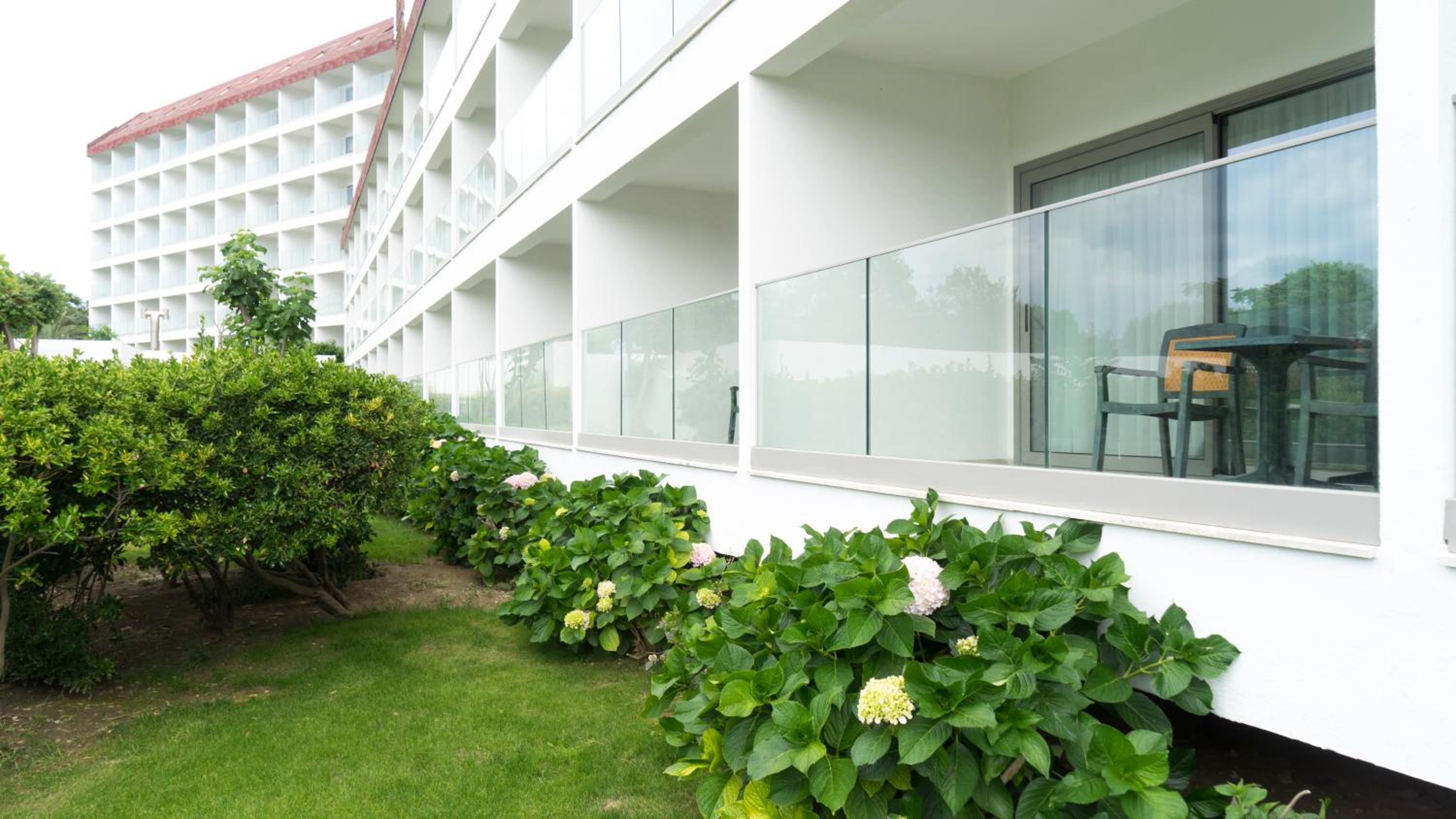 Double Room with Garden View - Photo 5