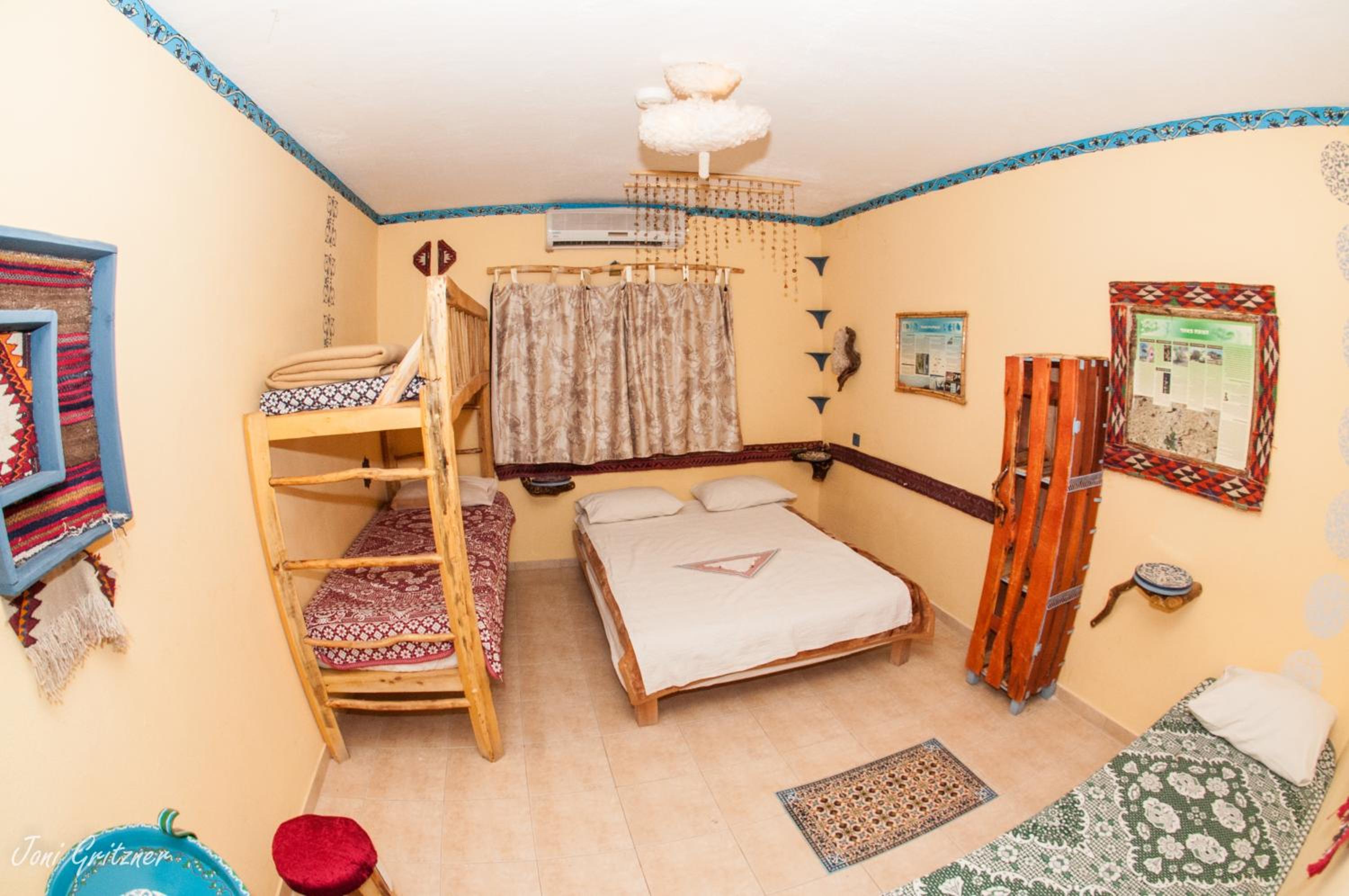 Desert Family Room photo 1