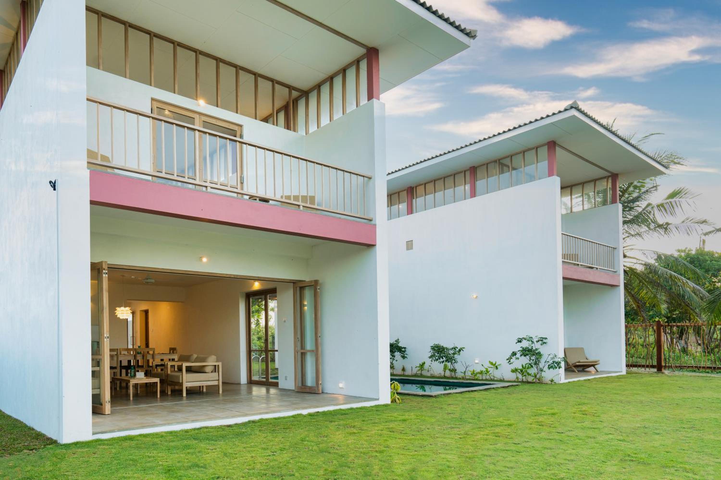 Villa - Beach Front photo 2