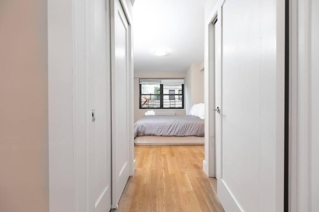 Three-Bedroom Apartment photo 2
