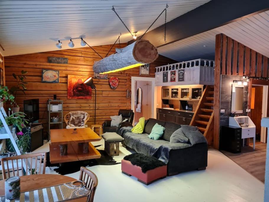 Four-Bedroom House photo 1