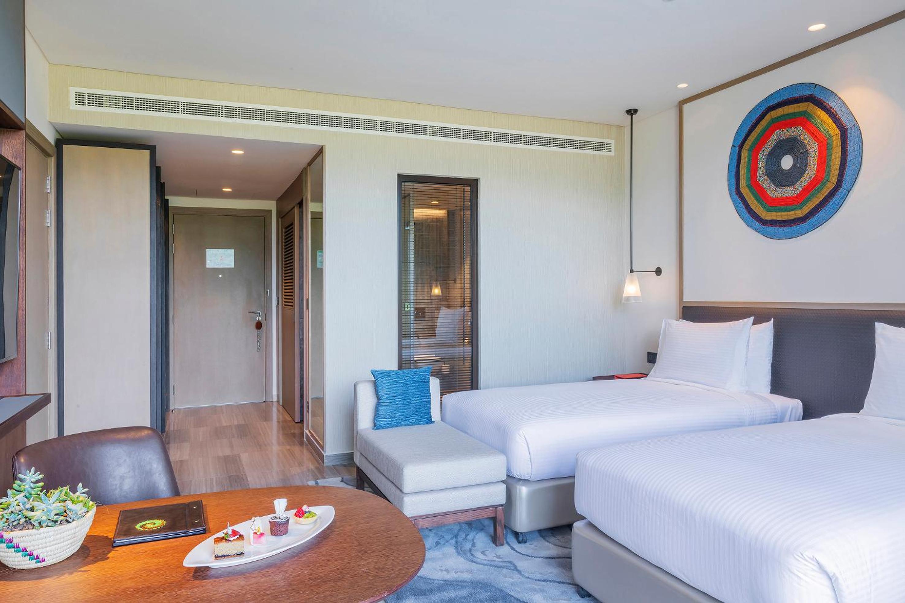 Deluxe Room Mount Meru View
