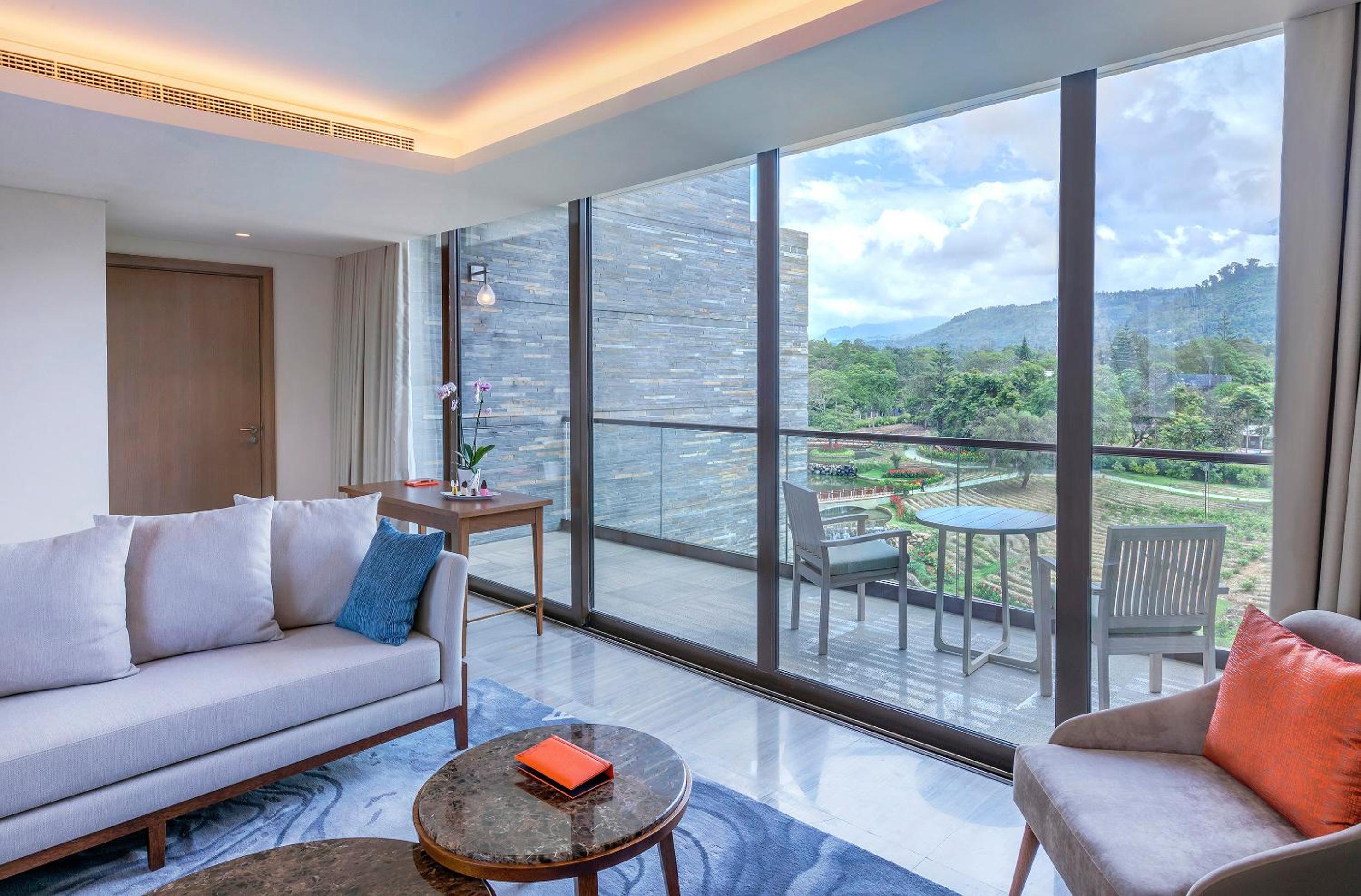 Red Level Junior Suite 2 Bedrooms