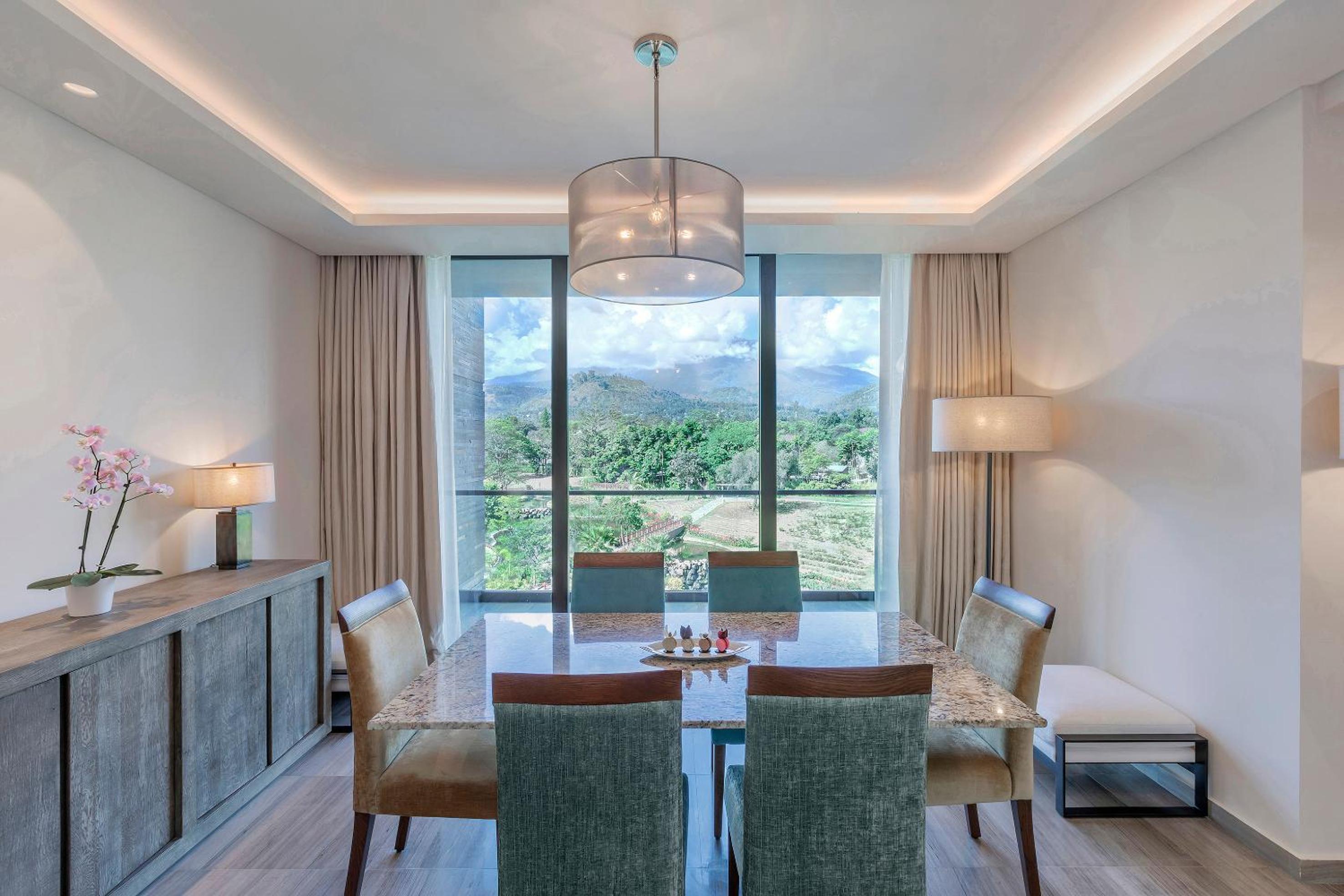 Red Level Presidential Suite