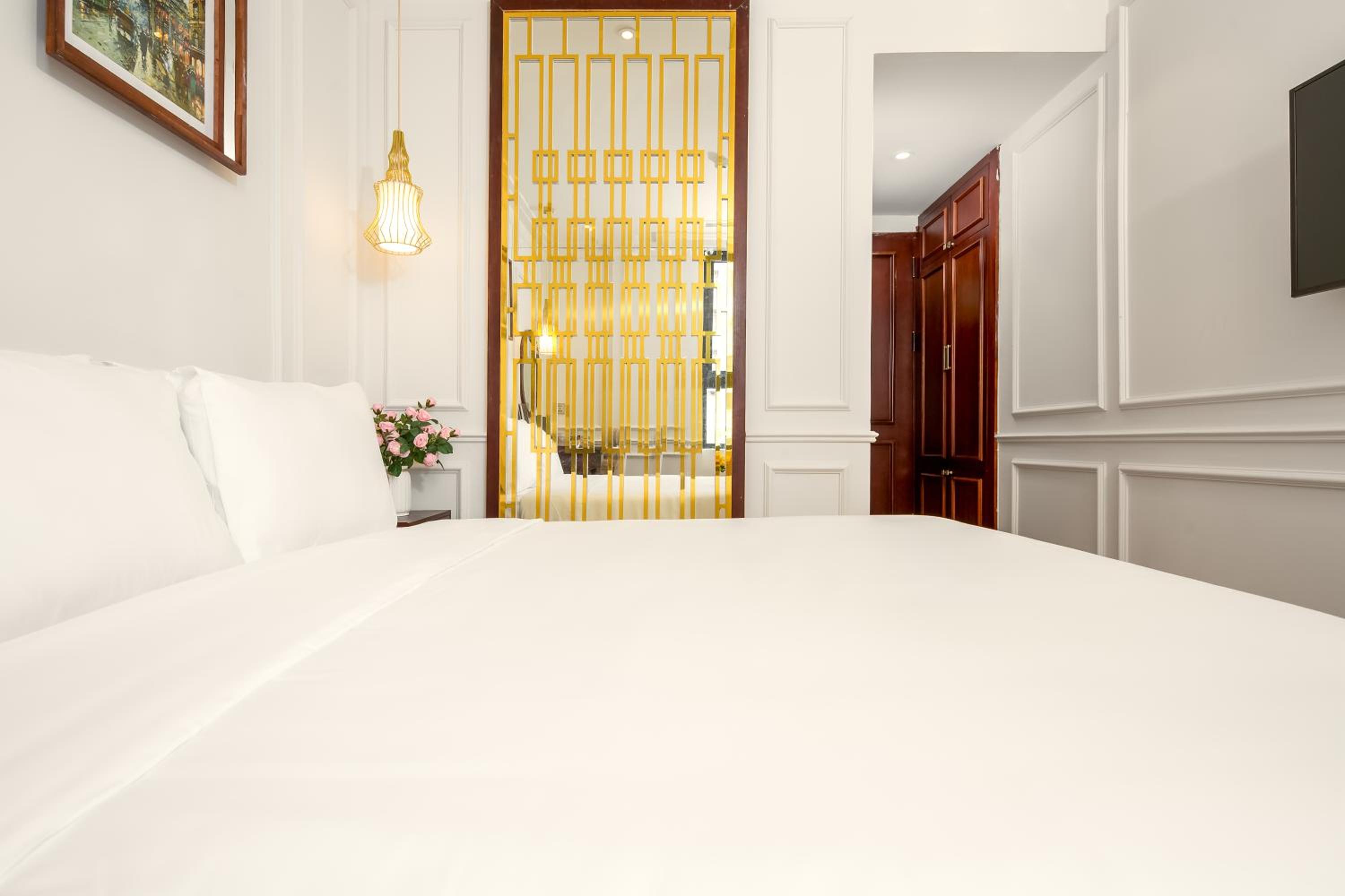 Standard Double Room - Photo 3