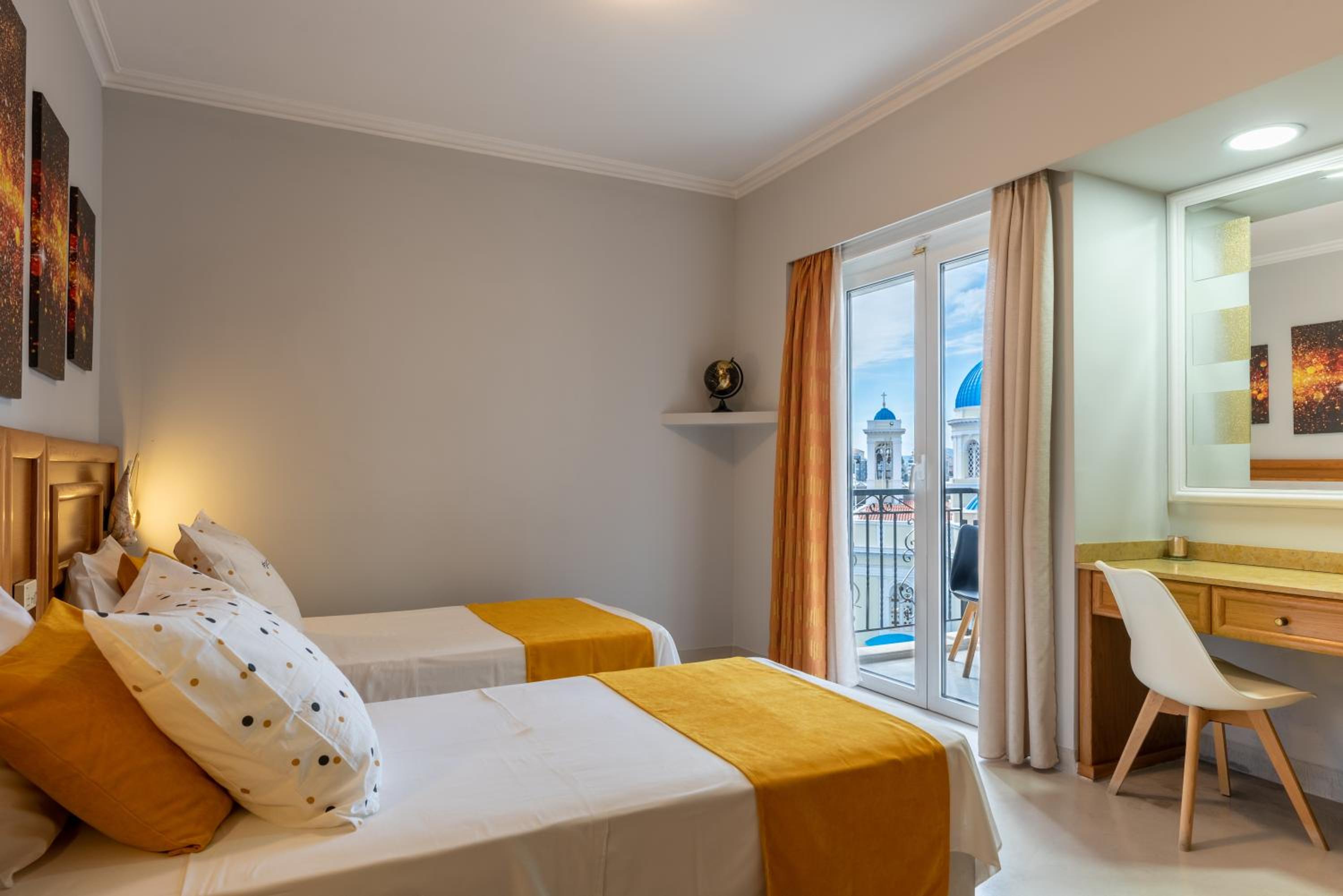 Double Room with City View photo 2