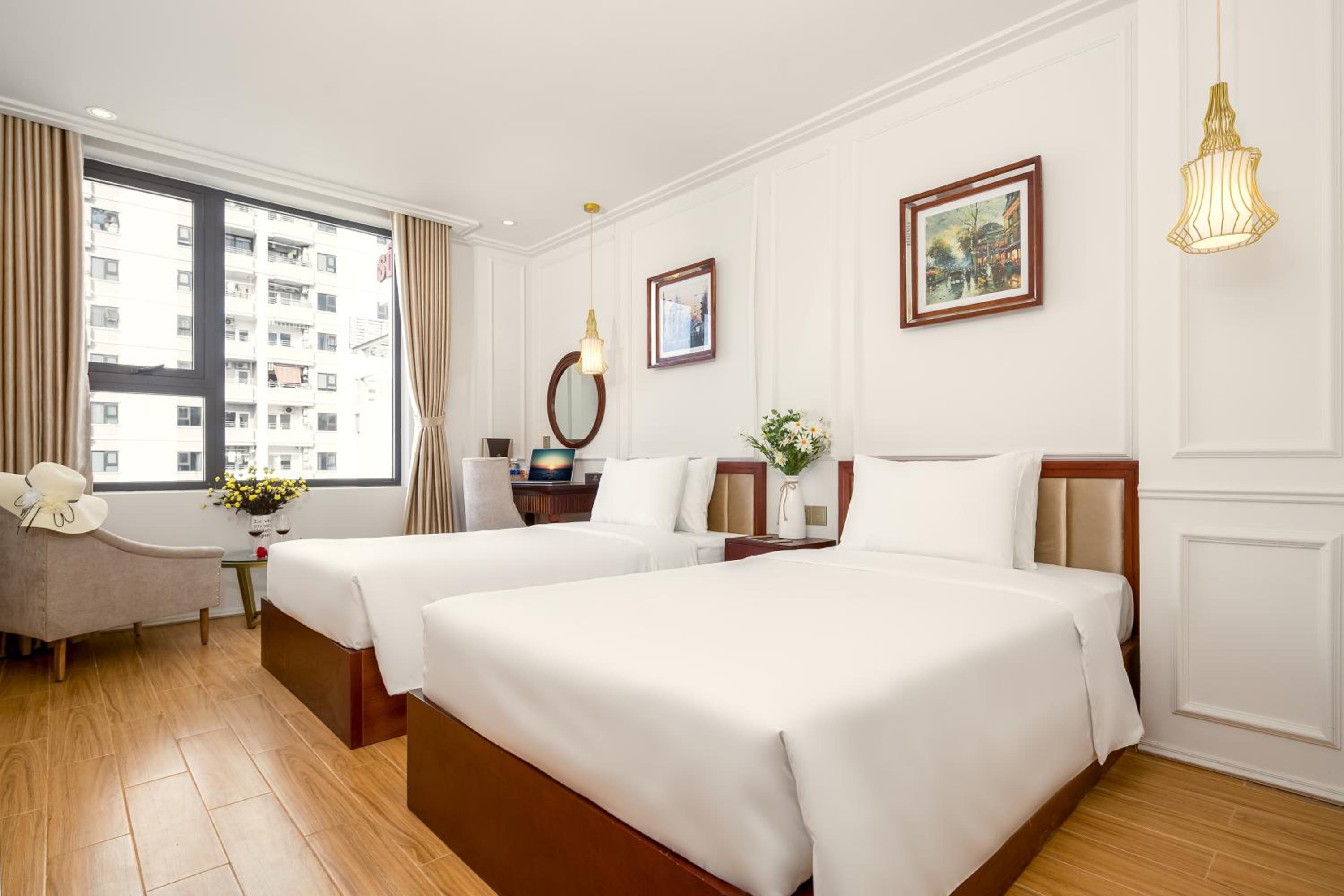 Standard Twin Room - Photo 6