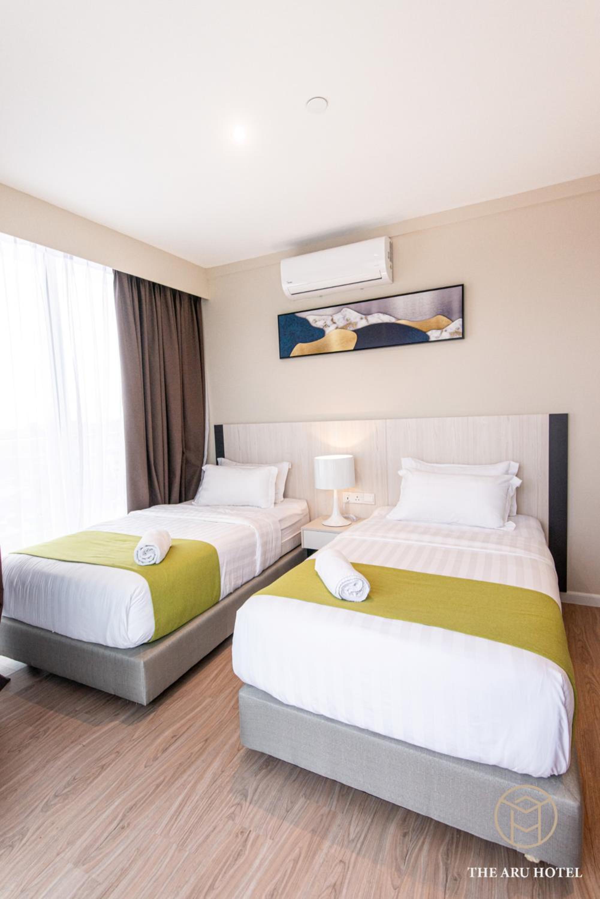 3-Bedroom Family Suites with City View - Photo 30