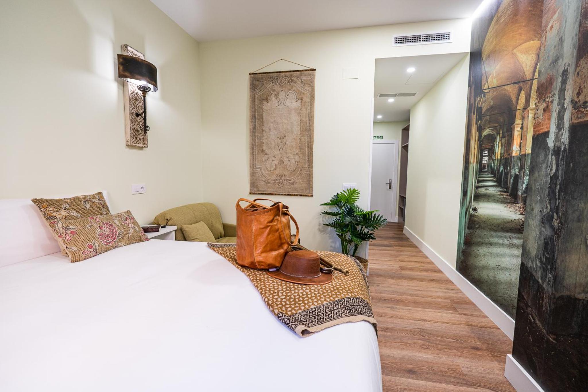 Triple Room with Private Bathroom photo 3