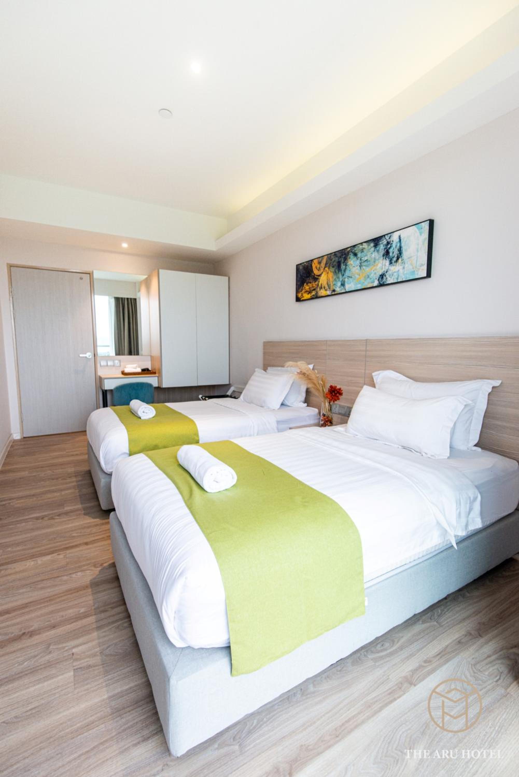 2-Bedroom Executive Suites with Airport View - Photo 6