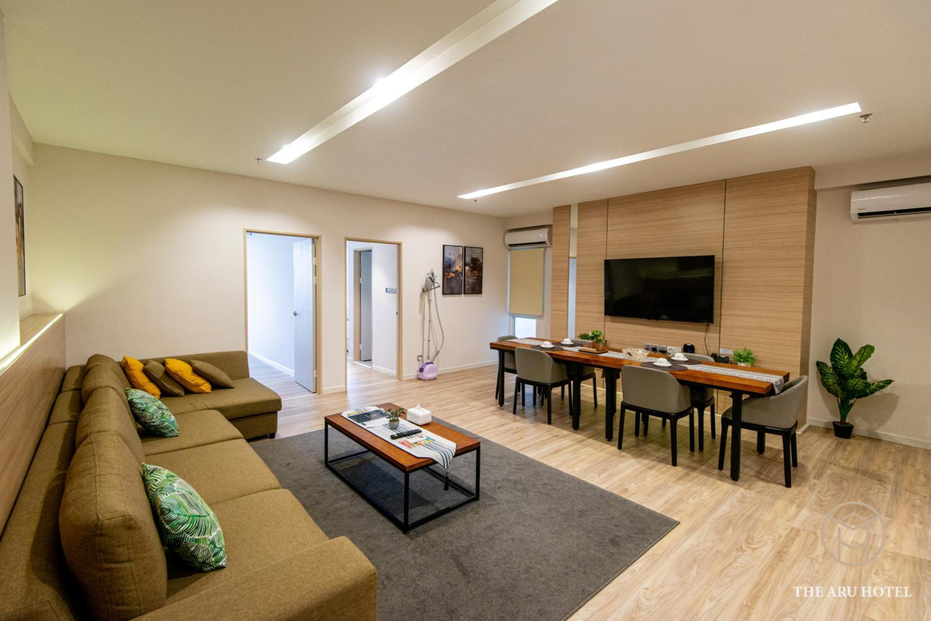 2-Bedroom Executive Suites with Airport View - Photo 31