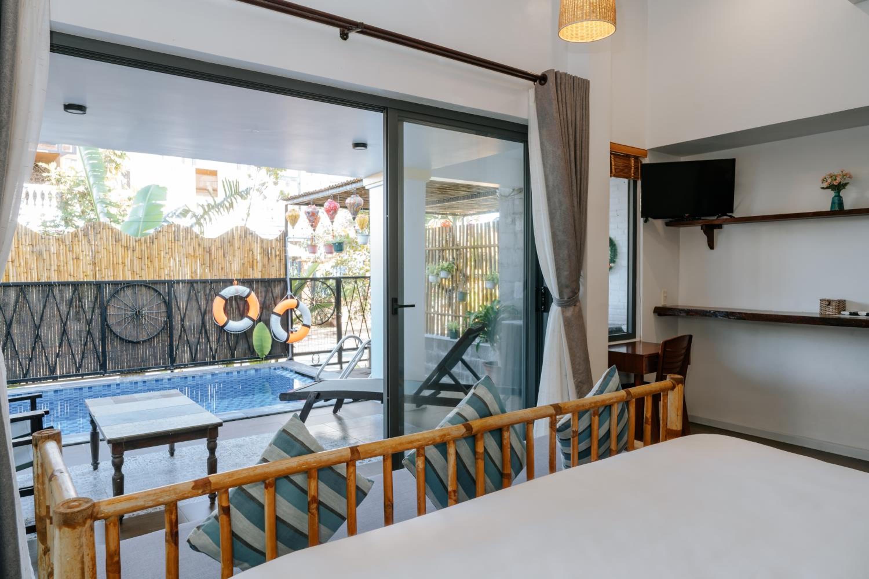 Suite with Private Pool