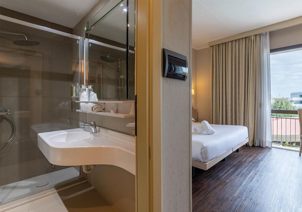 Classic Double Room with Spa Access  - Photo 1