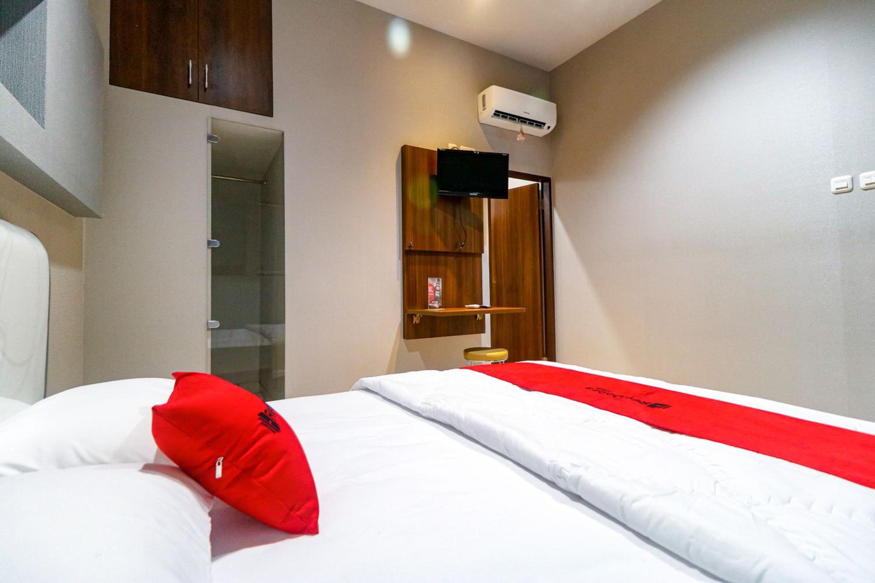 Standard Double Room - Photo 3