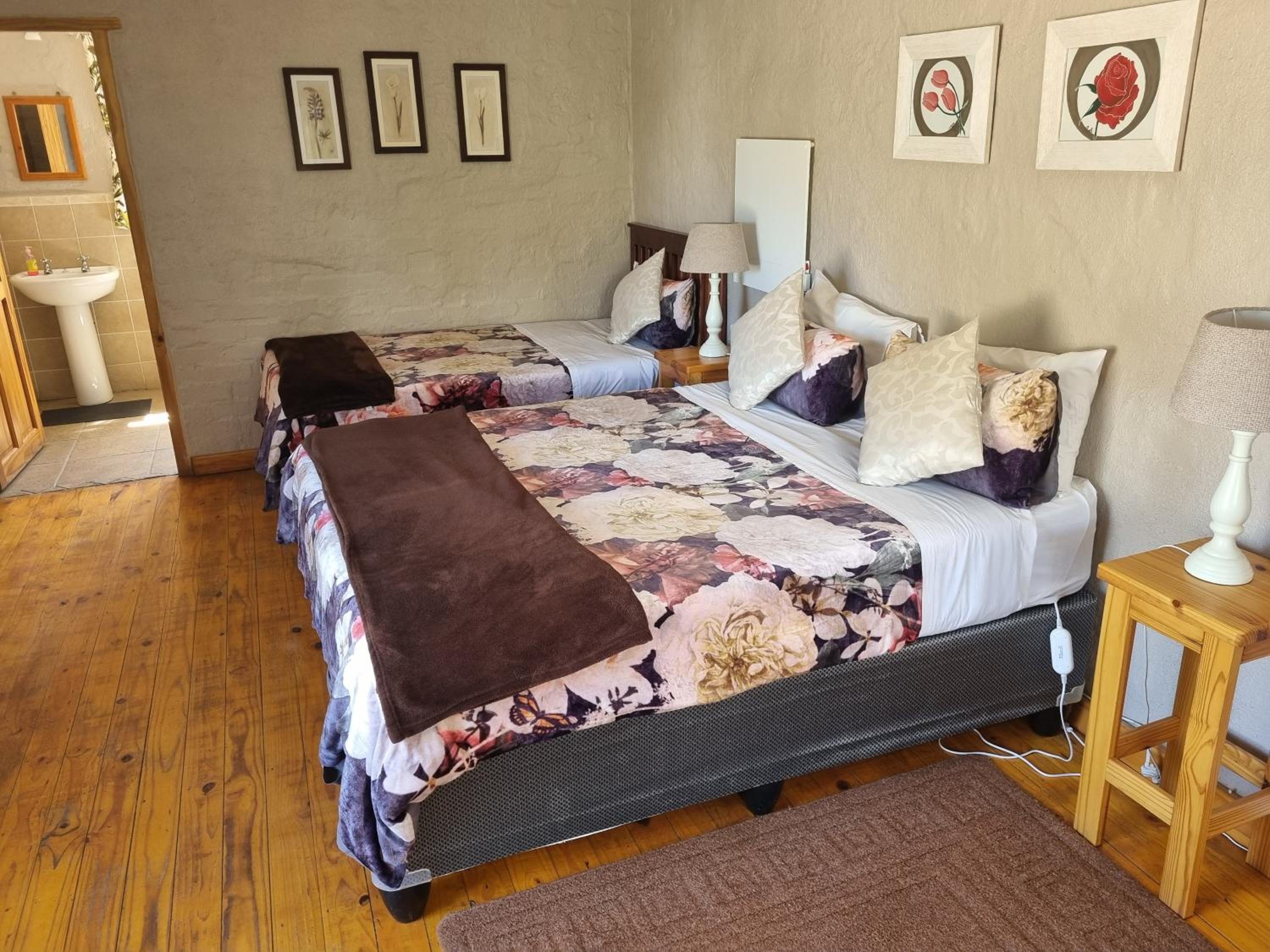 Two-Bedroom Apartment - Photo 4