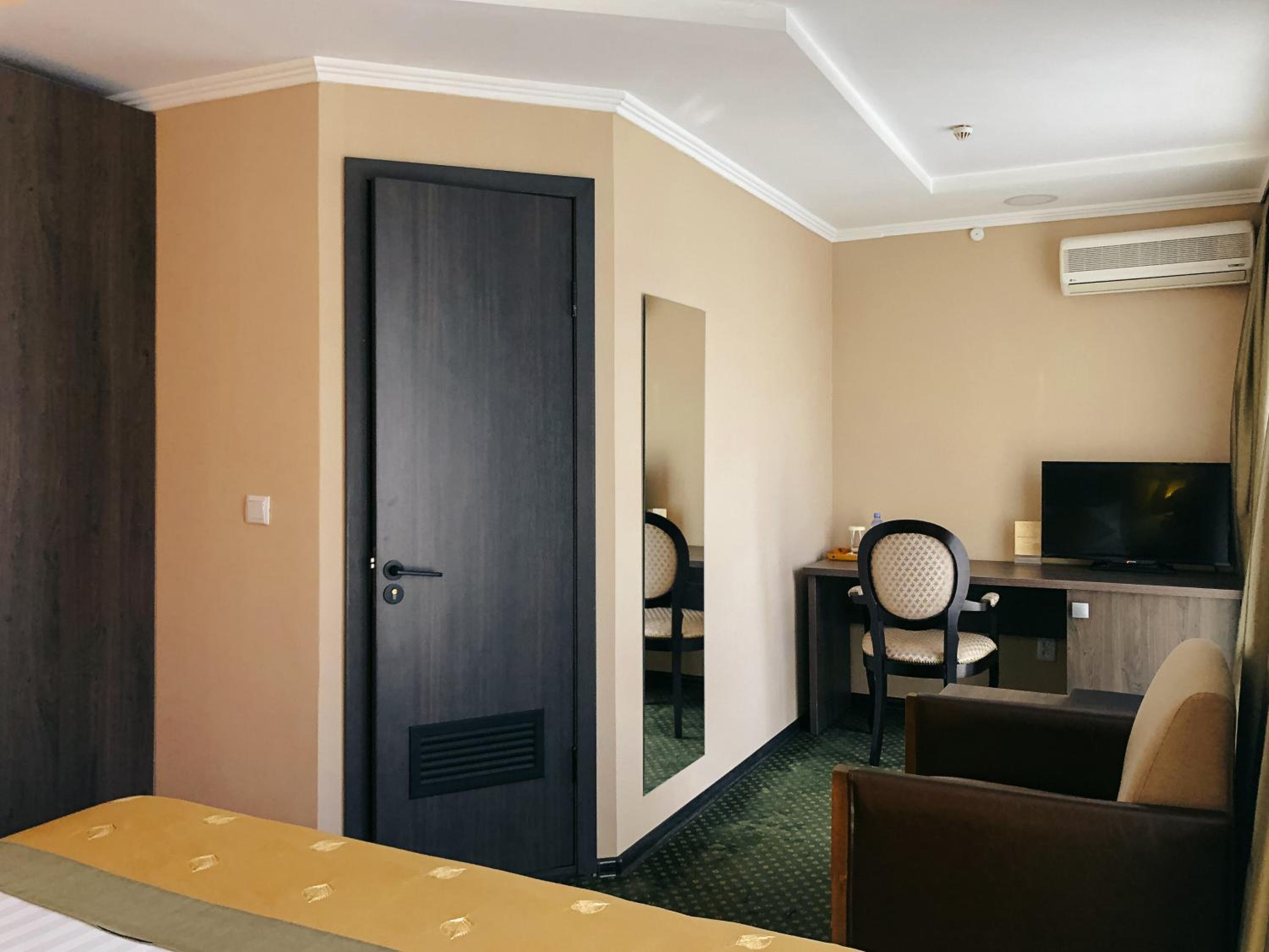 Standard Double Room photo 2