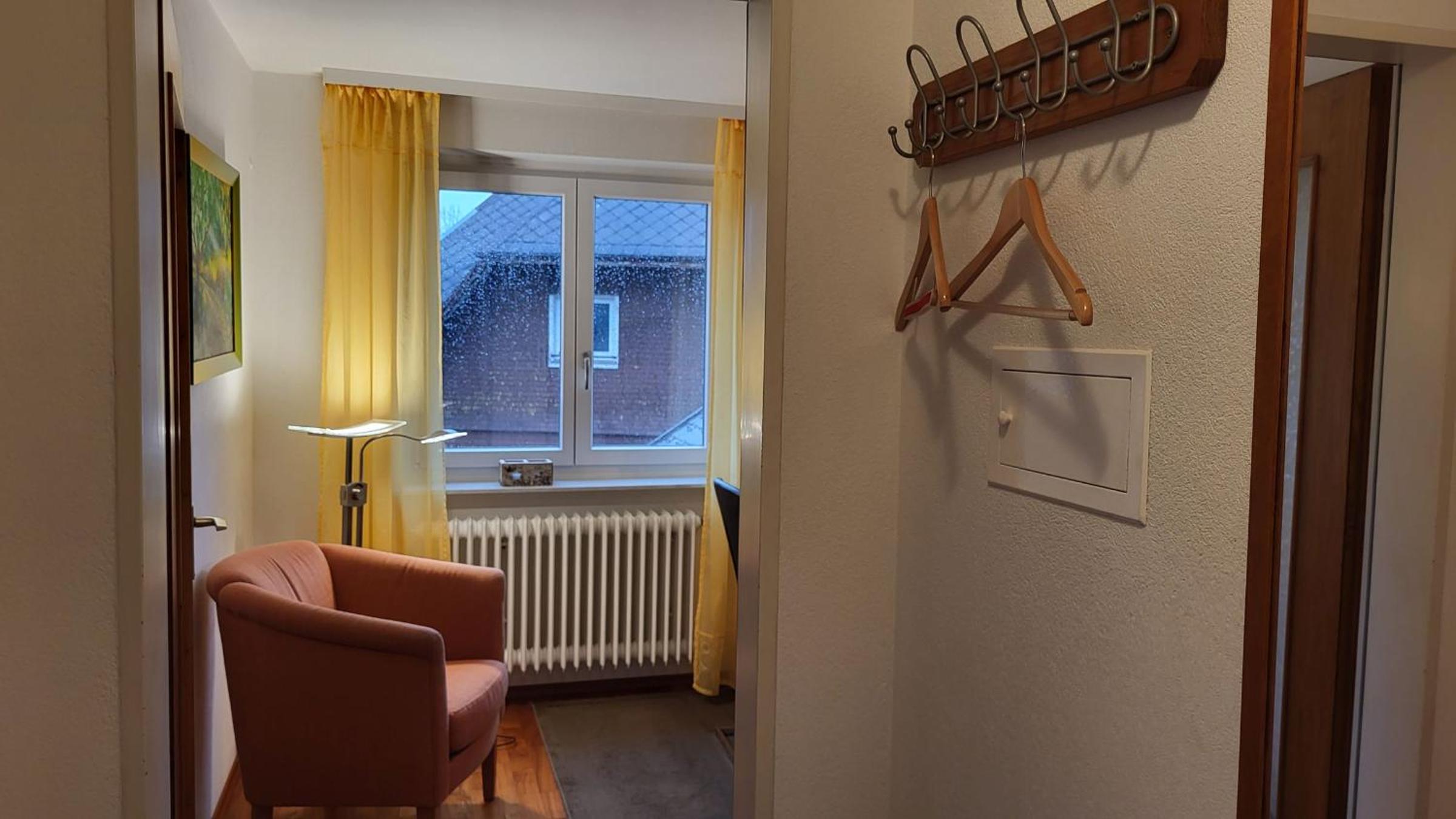 Apartment with Mountain View photo 2