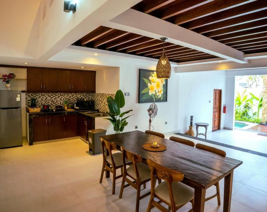 Two-Bedroom Villa - Photo 10