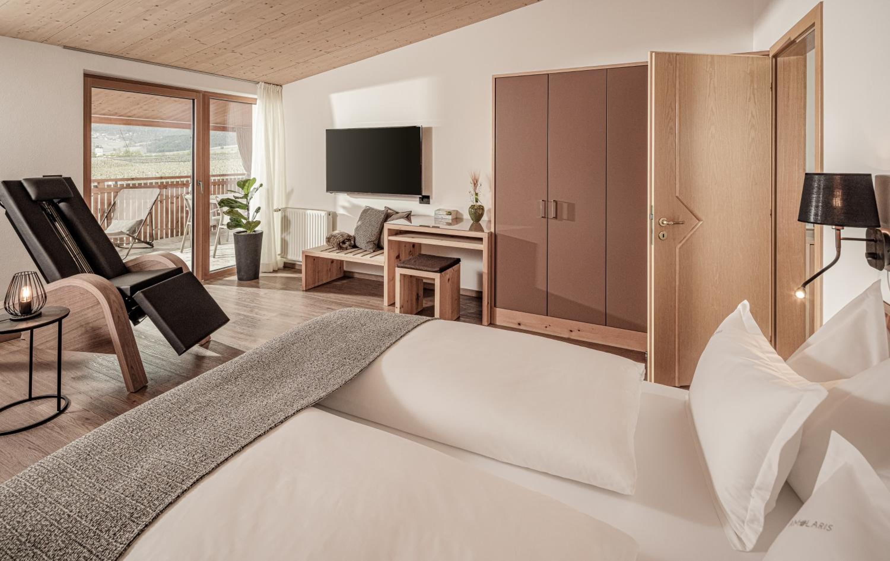 Deluxe Suite photo 1