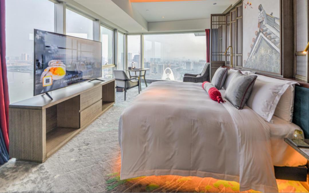 Elegant Residence Suite photo 3