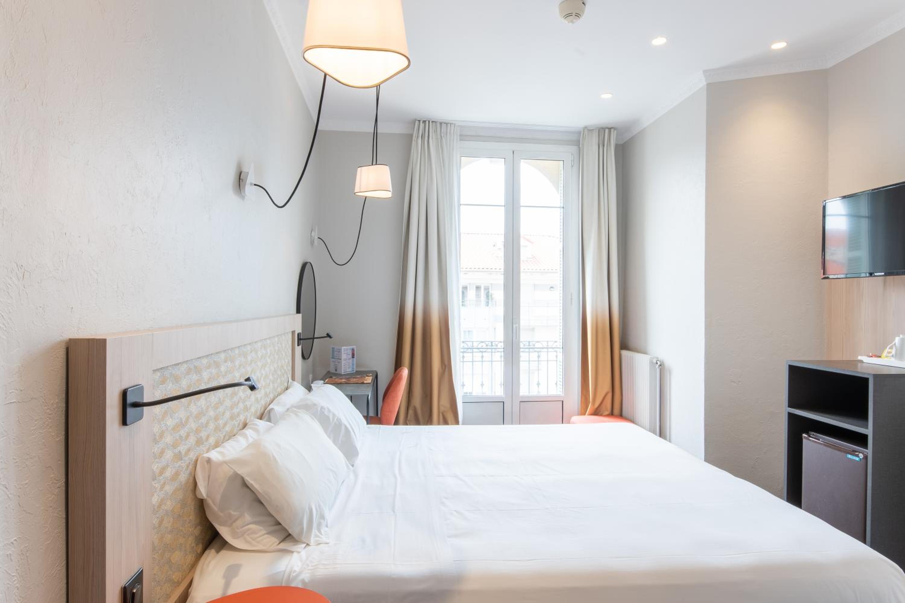 Comfort Double Room with Terrace - Photo 13