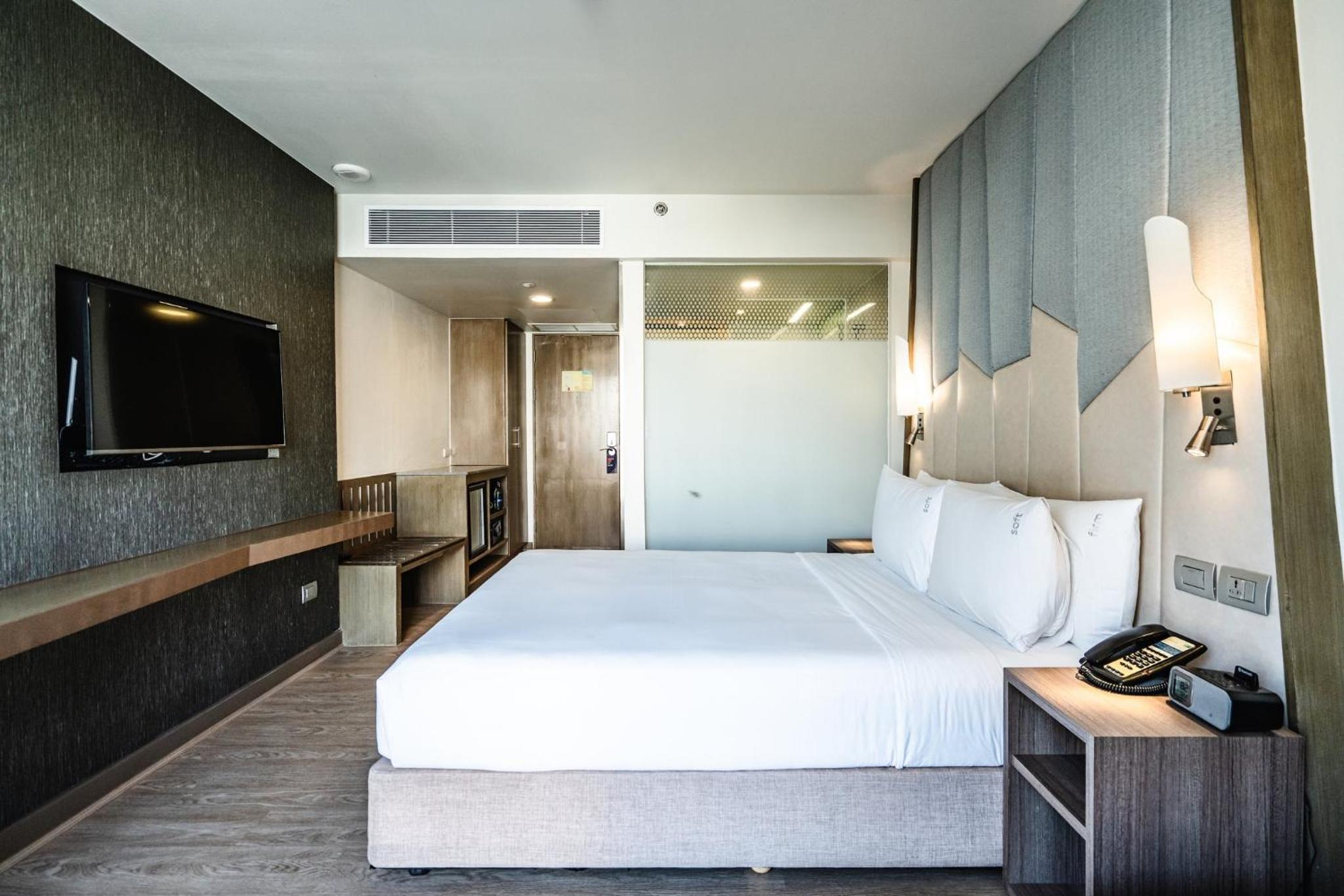 Standard Queen Room - Accessible with Free Breakfast photo 3