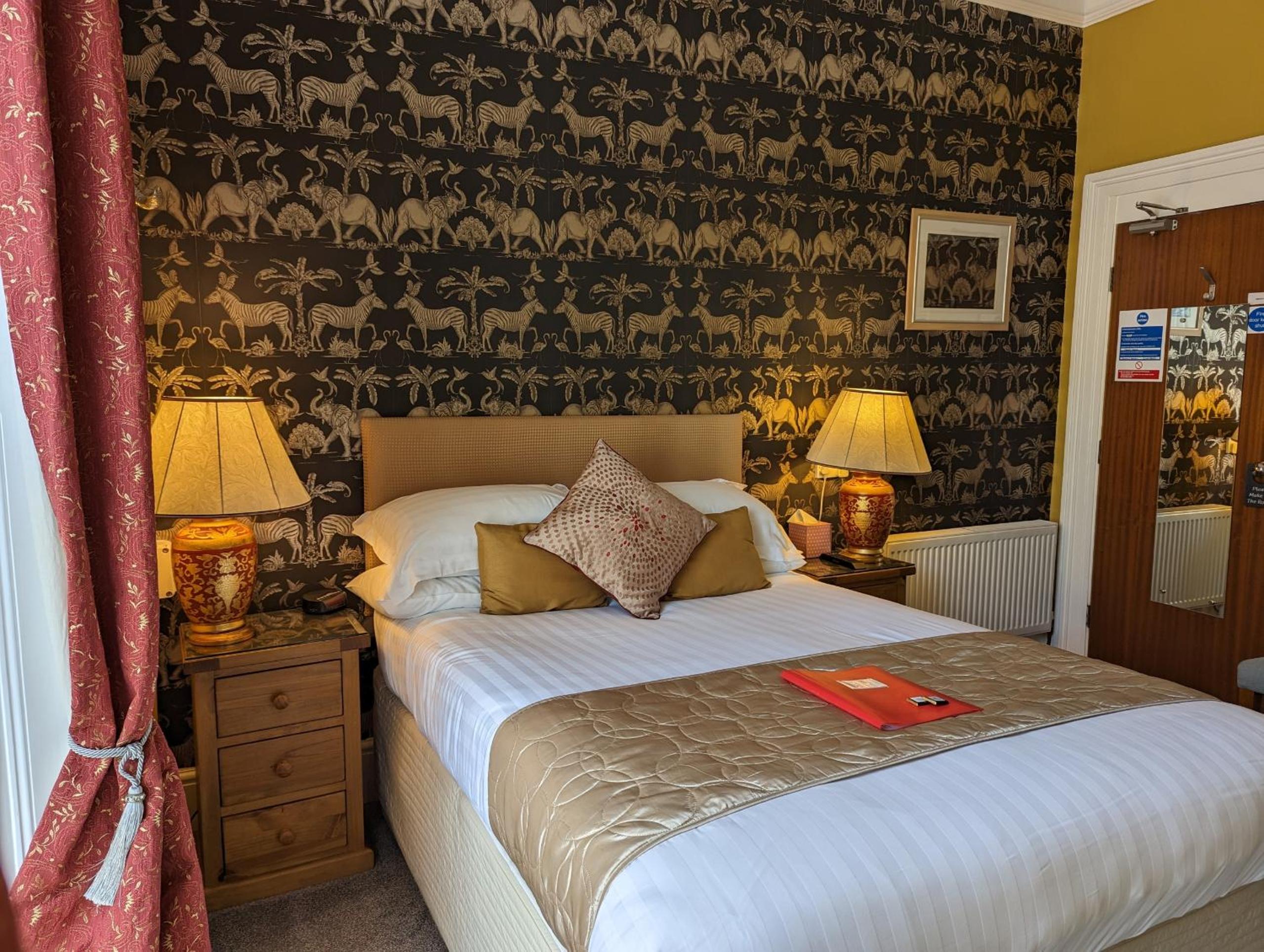 Standard Double Room - Photo 3