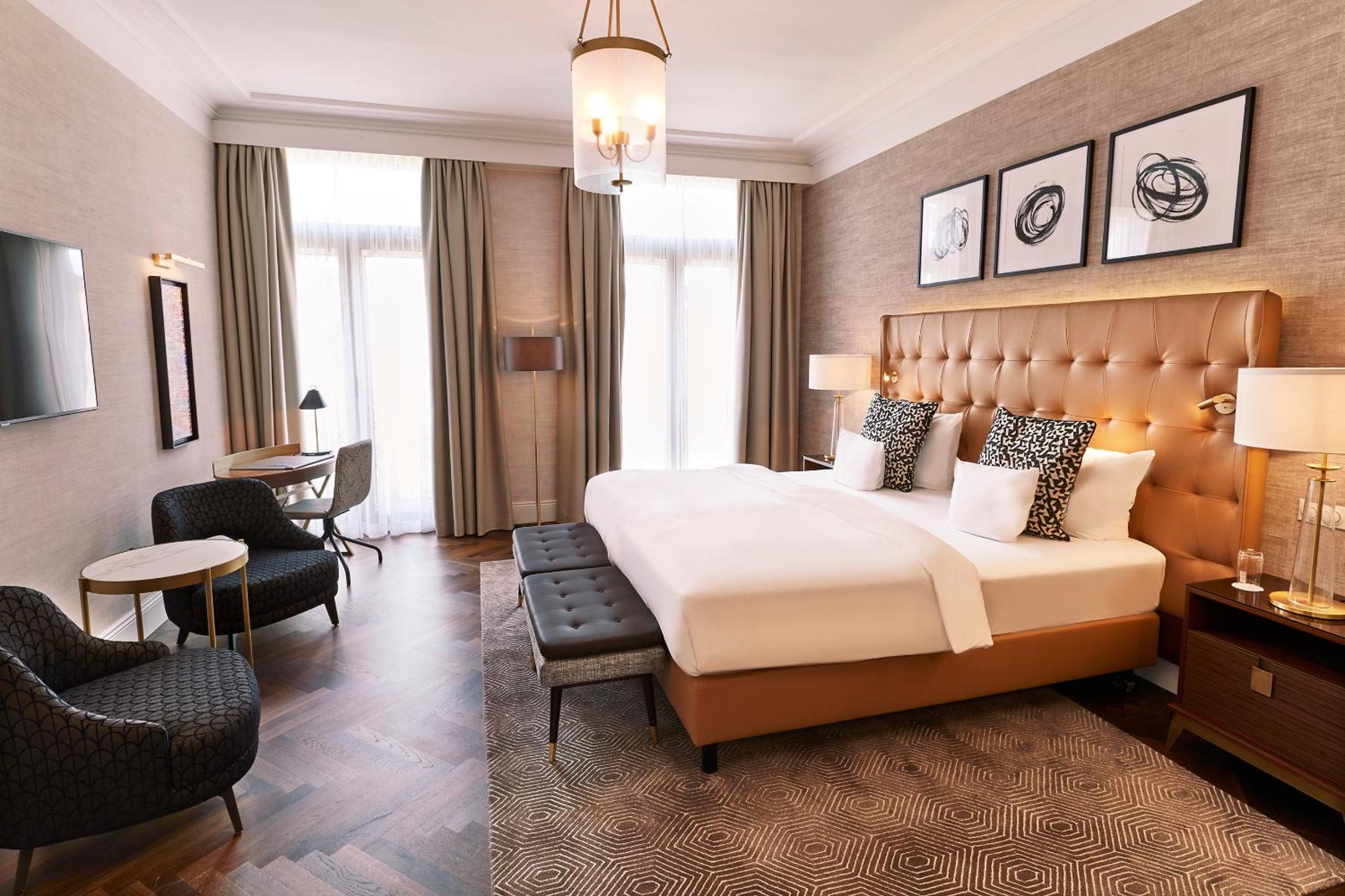 Grand Deluxe Double Room