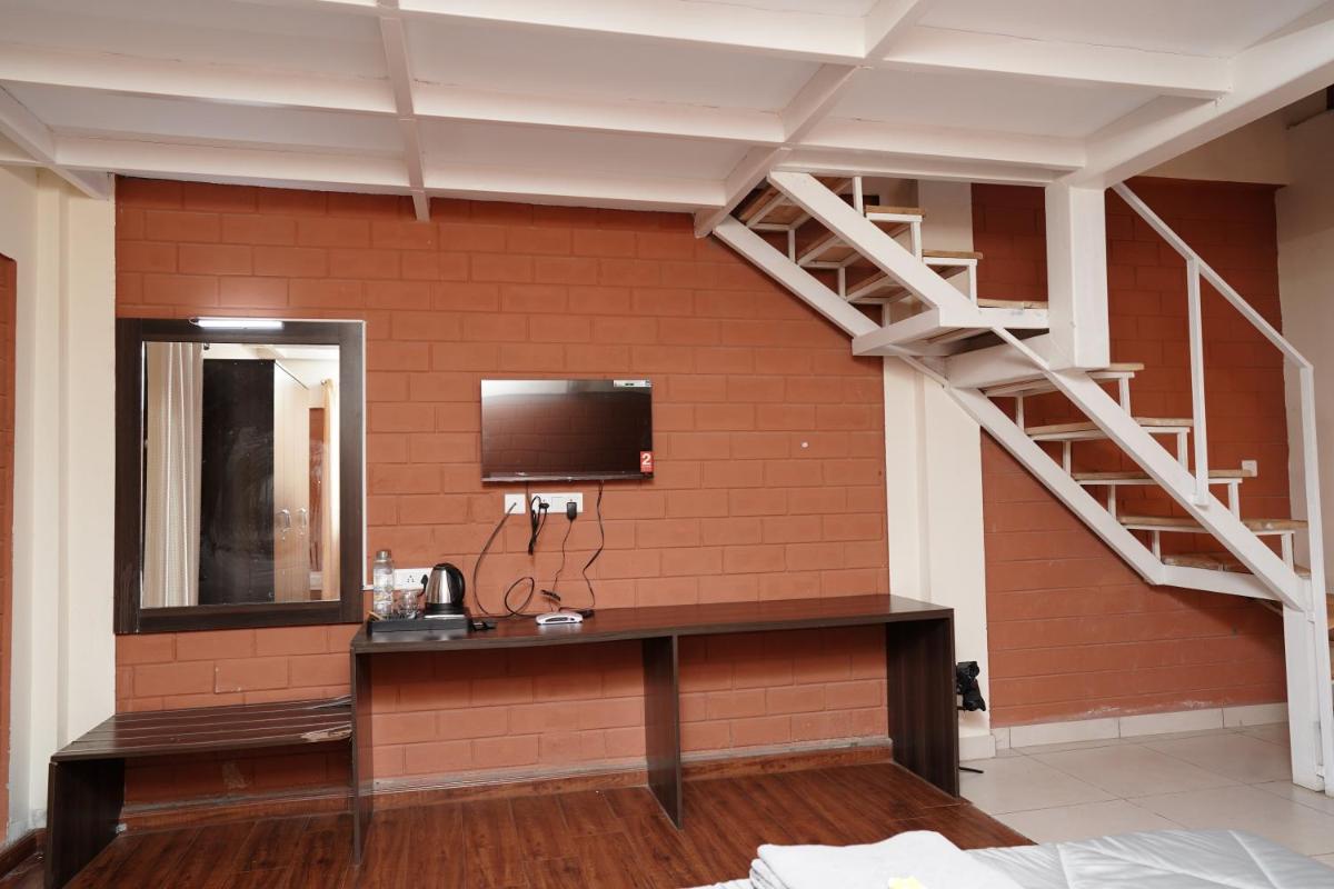 Premium Quadruple Room