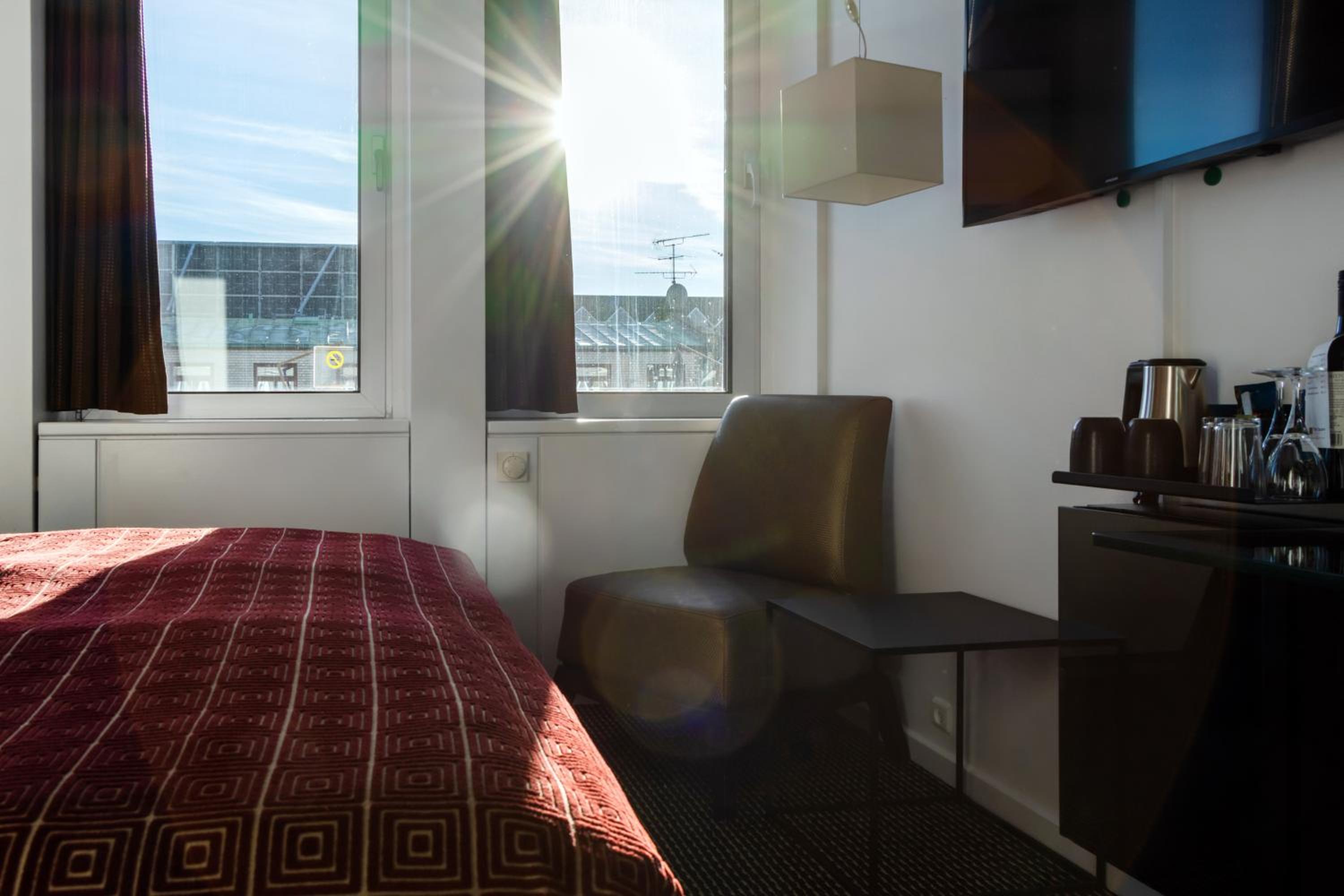 Standard Double Room - Photo 4