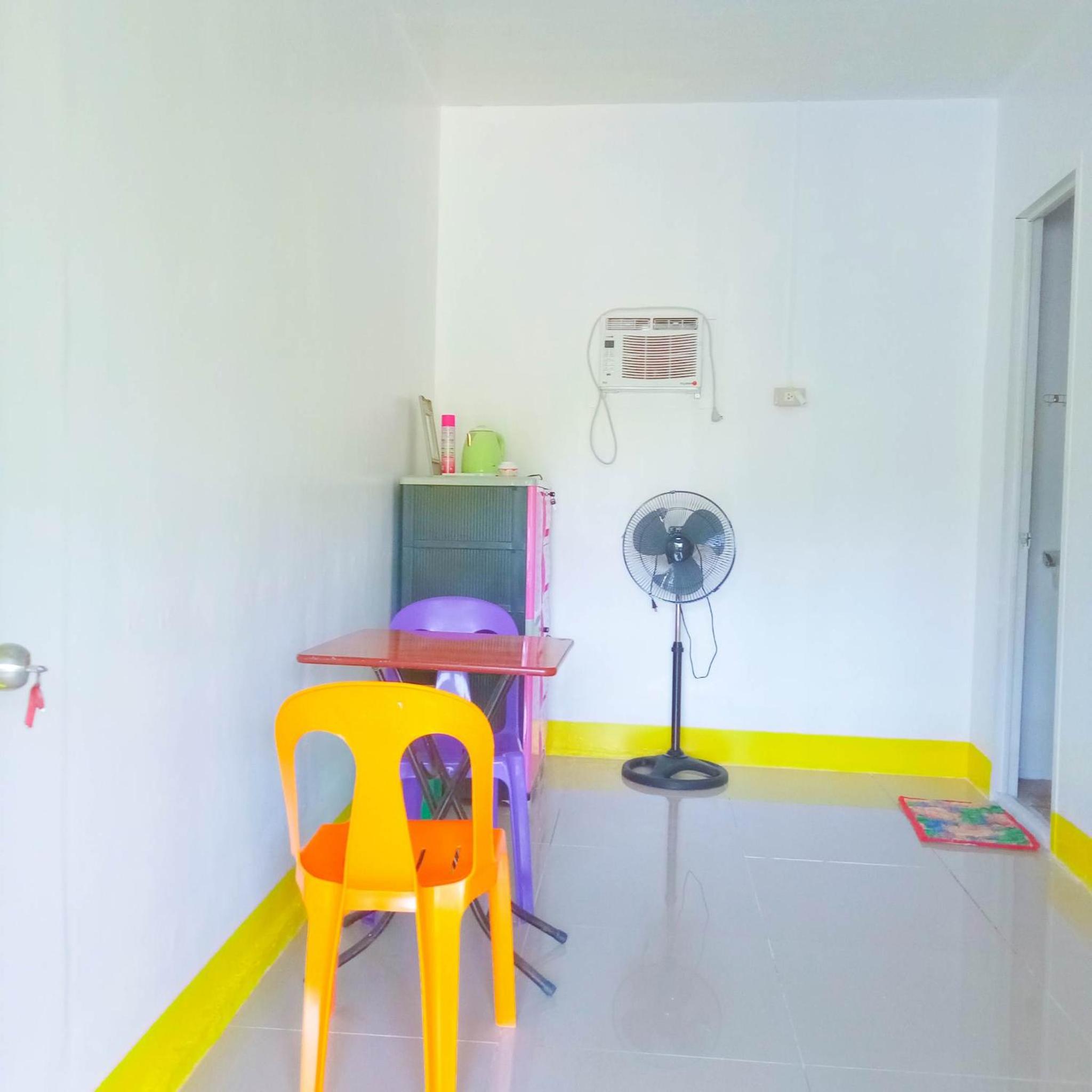 Budget Double Room photo 2