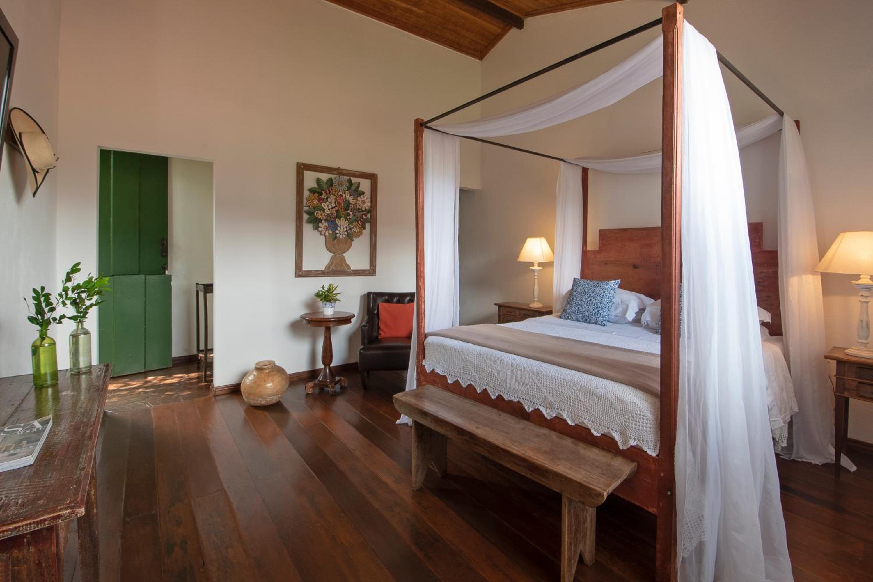 Deluxe Double Room photo 2