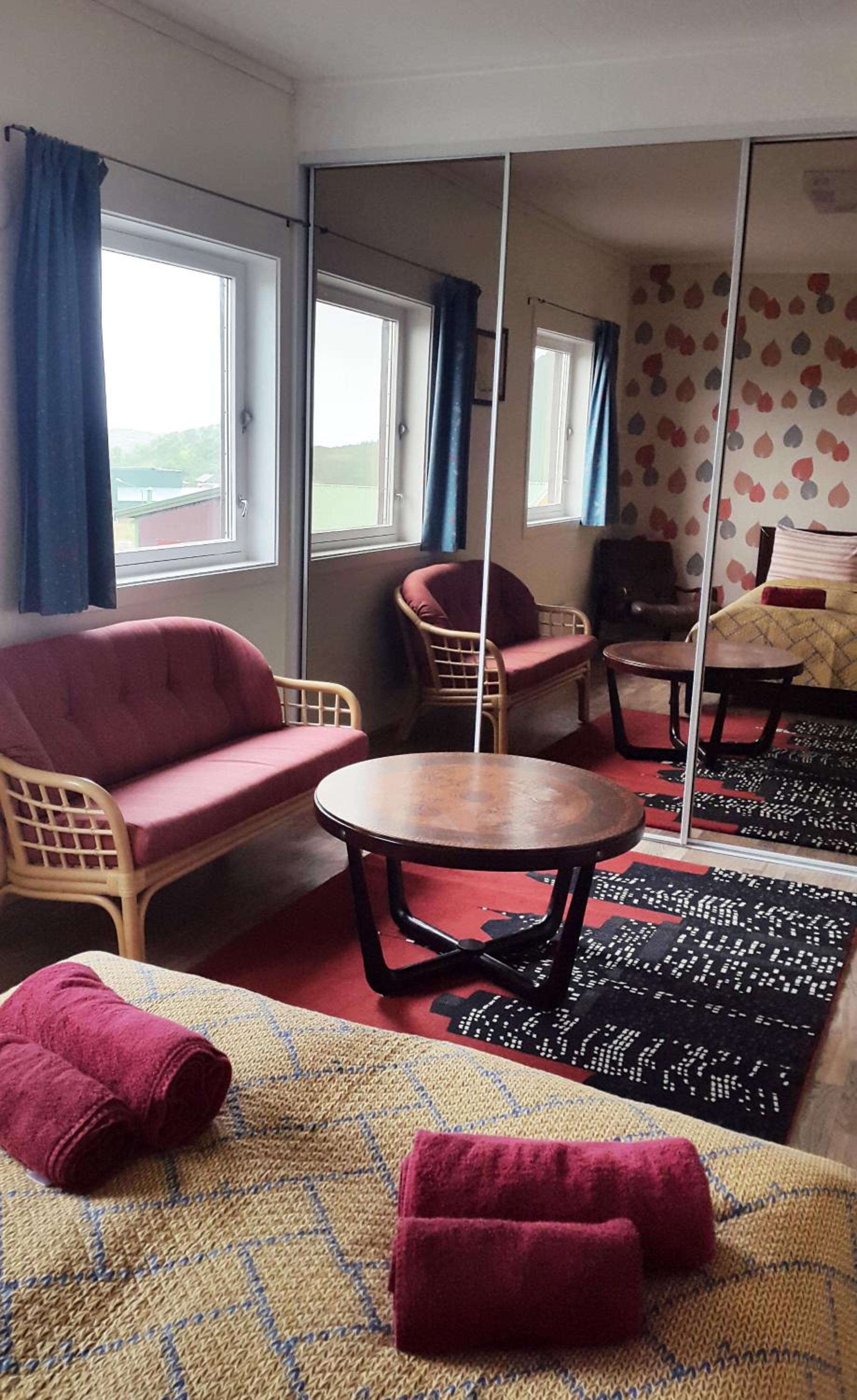 Apartment with Sea View - Photo 6