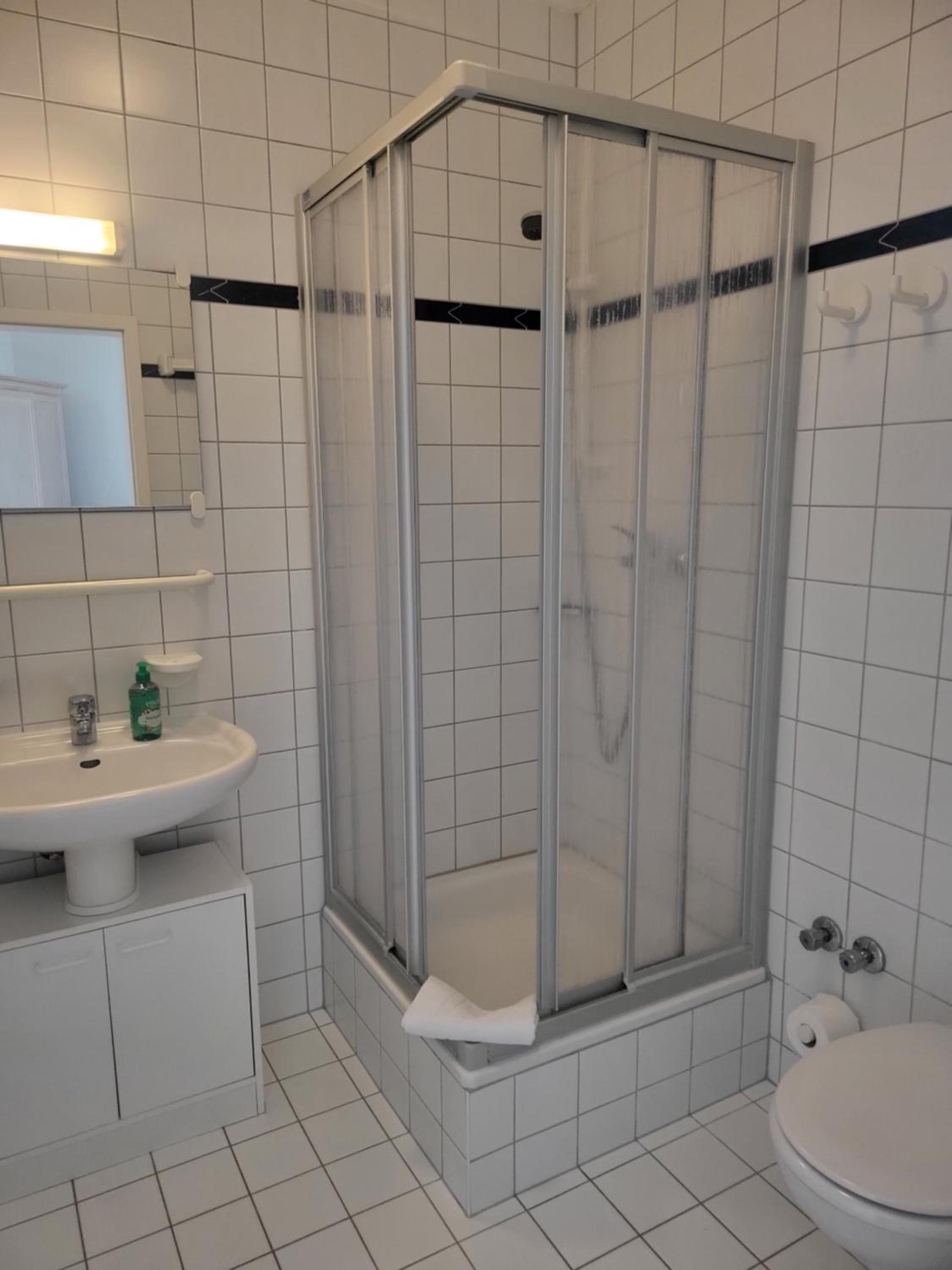 Single Room with Shower photo 3