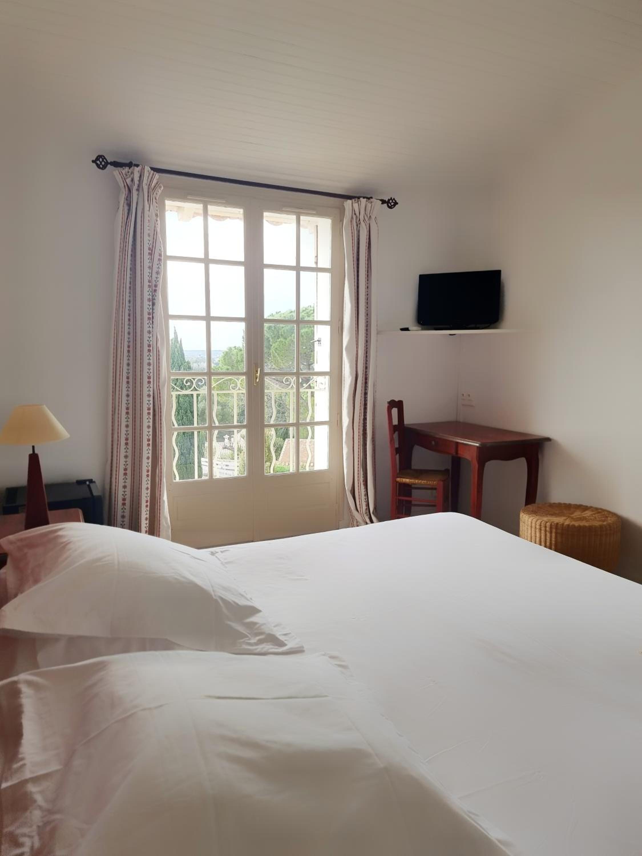 Classic Double Room - Photo 6