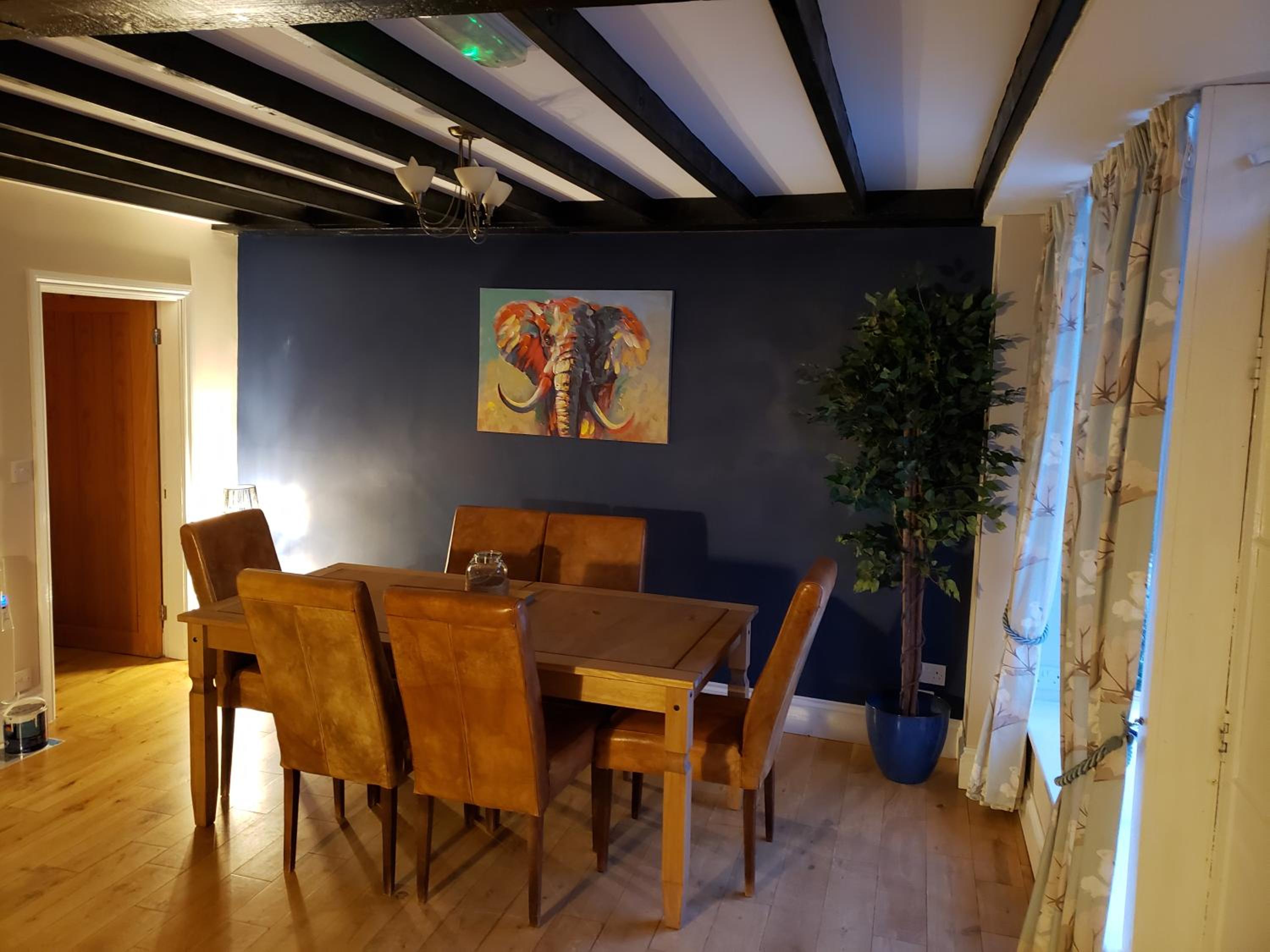 Three-Bedroom House photo 2