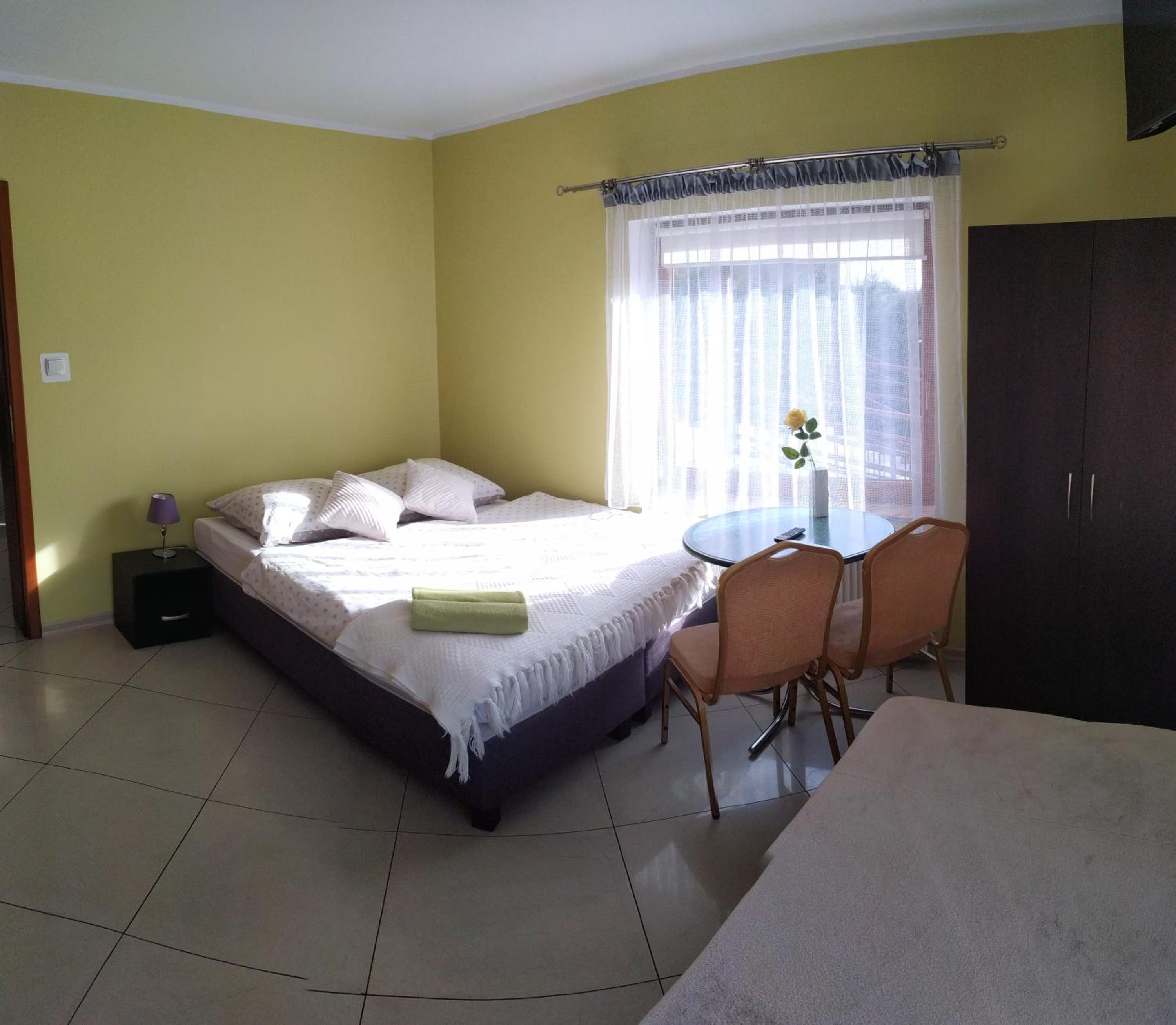 Triple Room - Photo 5