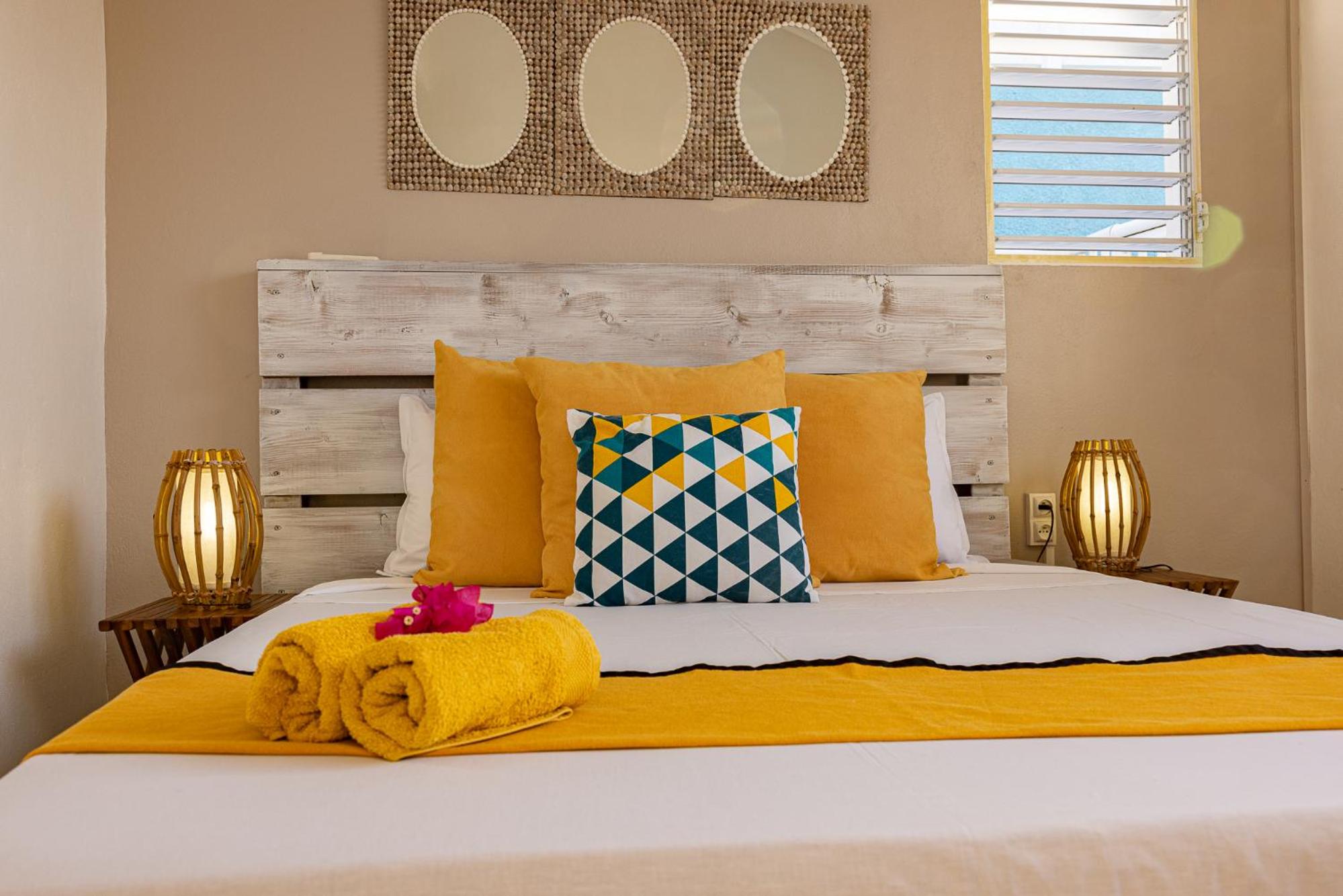 Three-Bedroom Villa photo 3